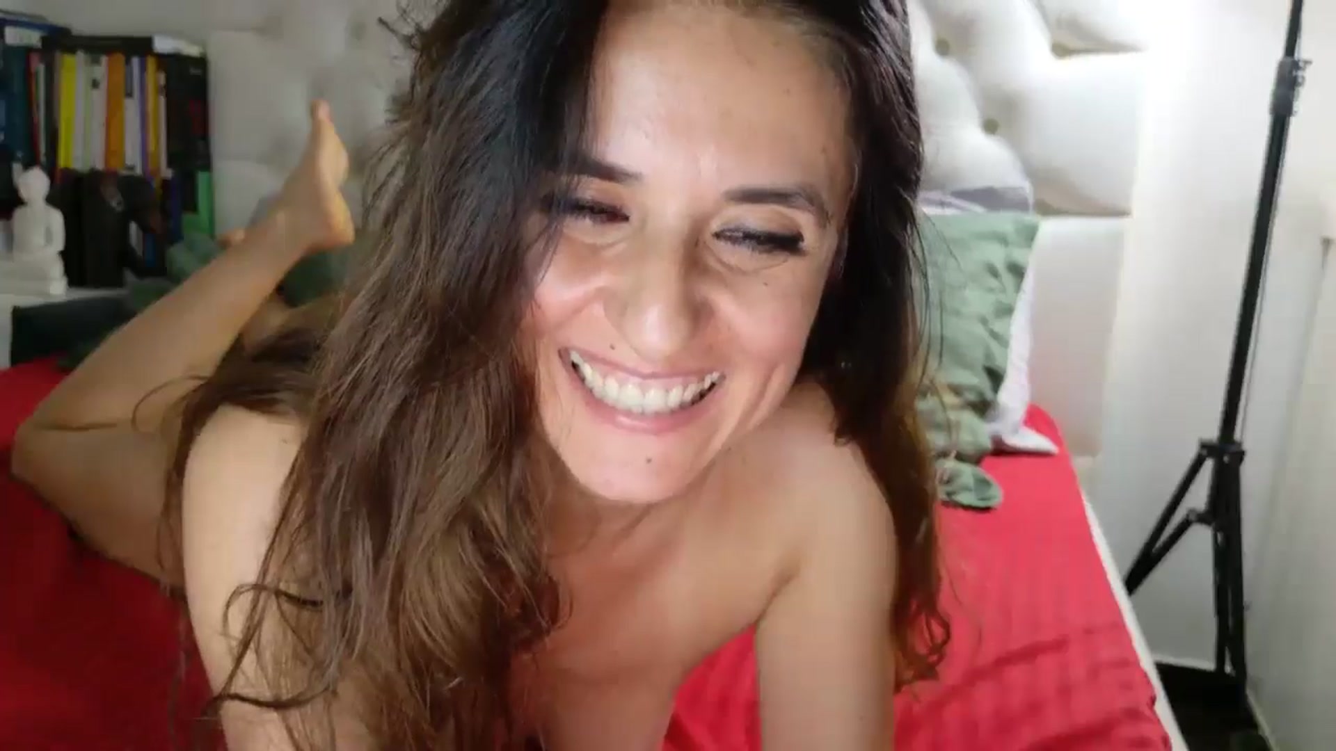 Gallery image thumbnail from DANIELLE's myfreecams stream on, 04/29/2025, 07:40 image 2 of 20