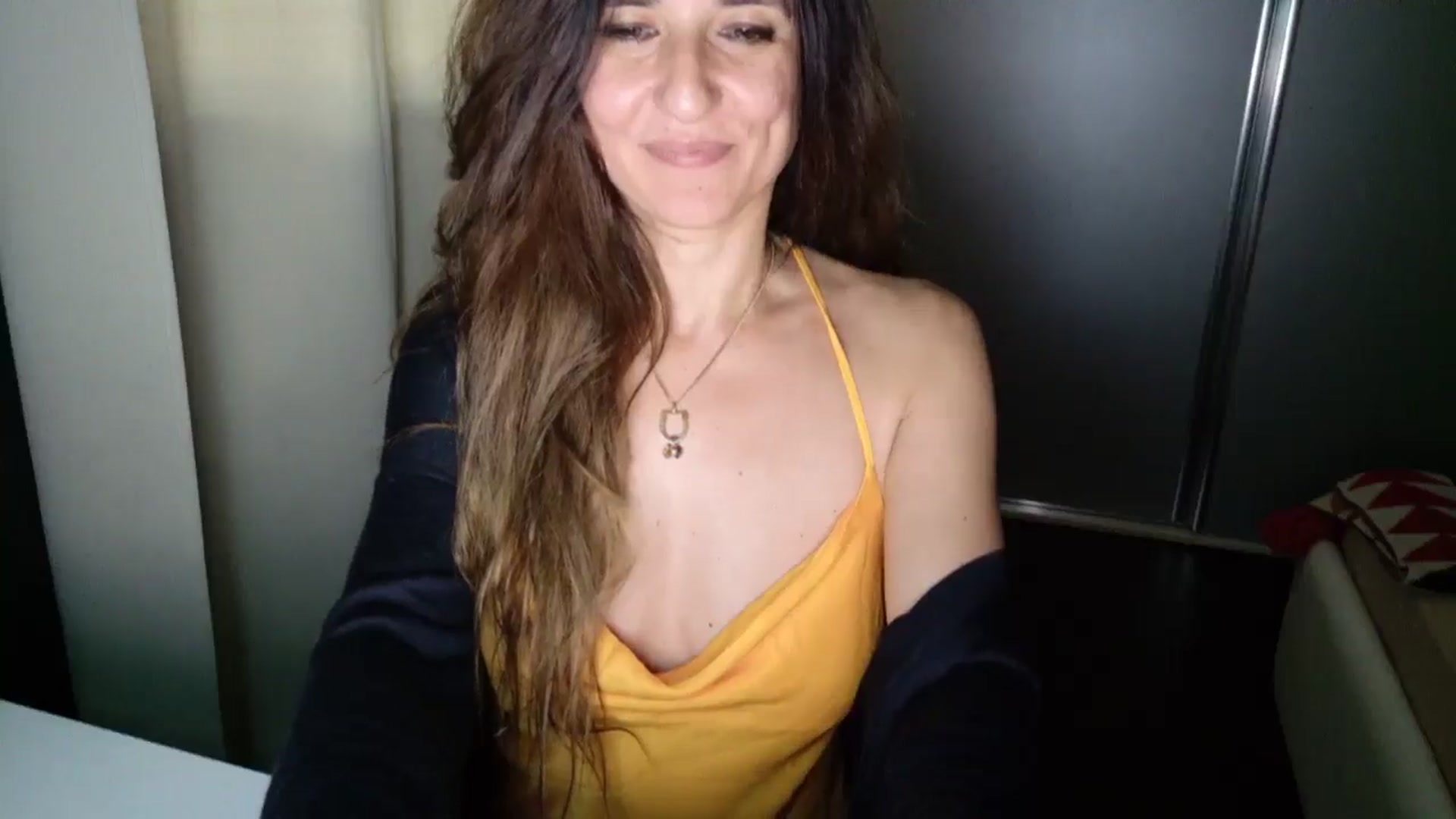 Gallery image thumbnail from DANIELLE's myfreecams stream on, 05/04/2025, 05:29 image 10 of 20