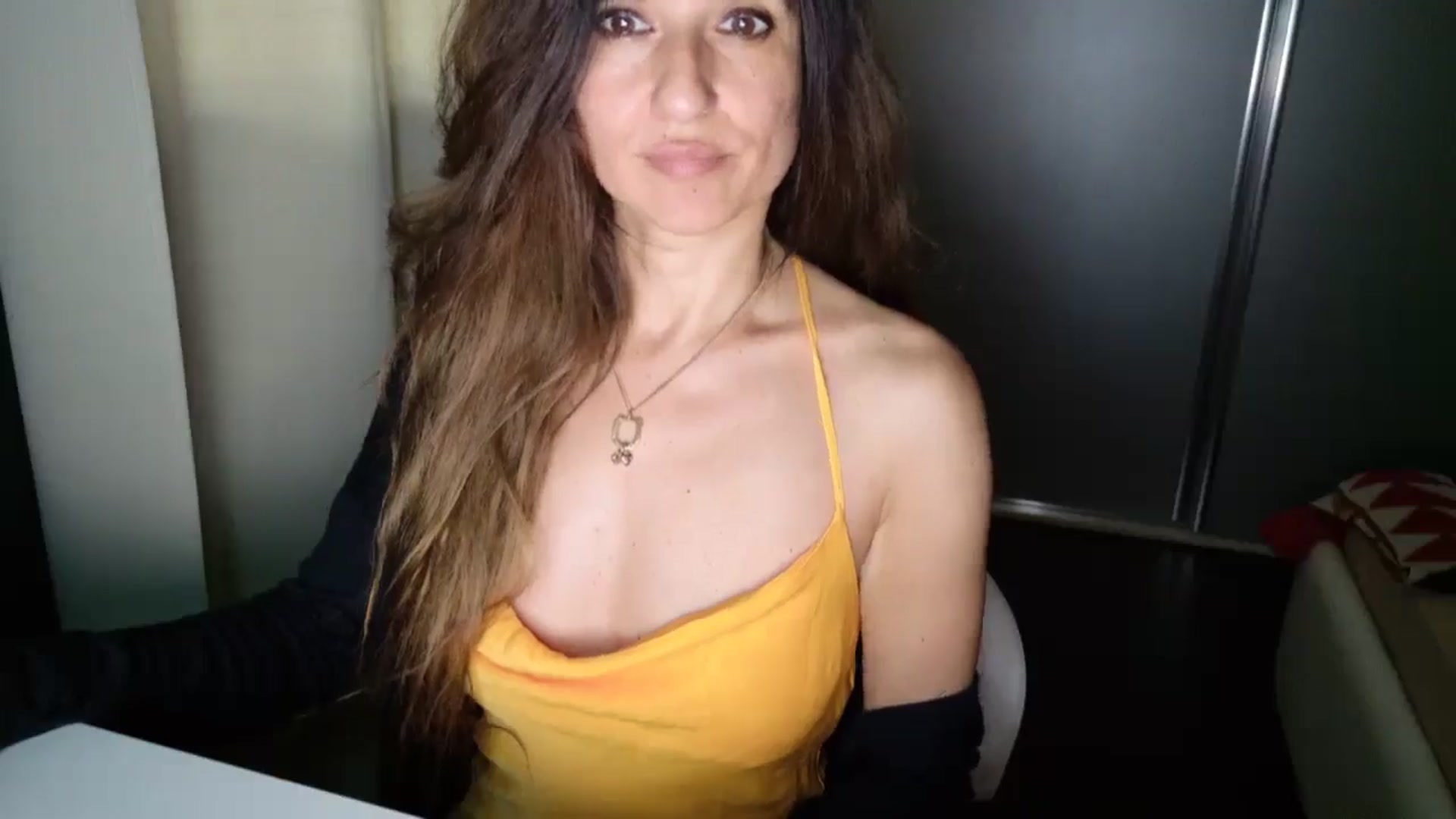 Gallery image thumbnail from DANIELLE's myfreecams stream on, 05/04/2025, 05:29 image 11 of 20