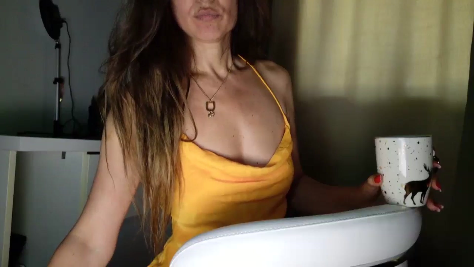 Gallery image thumbnail from DANIELLE's myfreecams stream on, 05/04/2025, 06:15 image 20 of 20