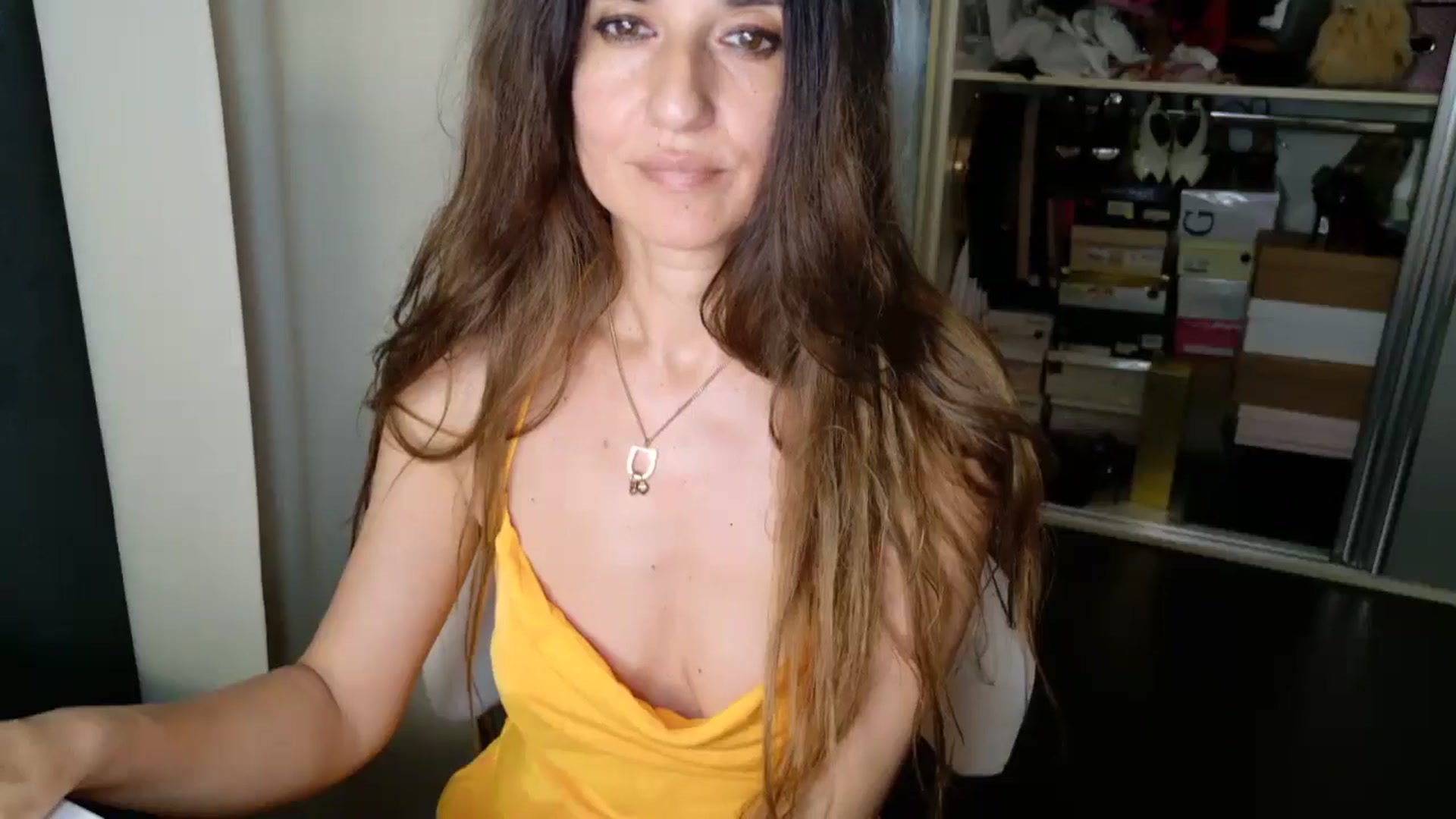 Gallery image thumbnail from DANIELLE's myfreecams stream on, 05/04/2025, 07:38 image 16 of 20