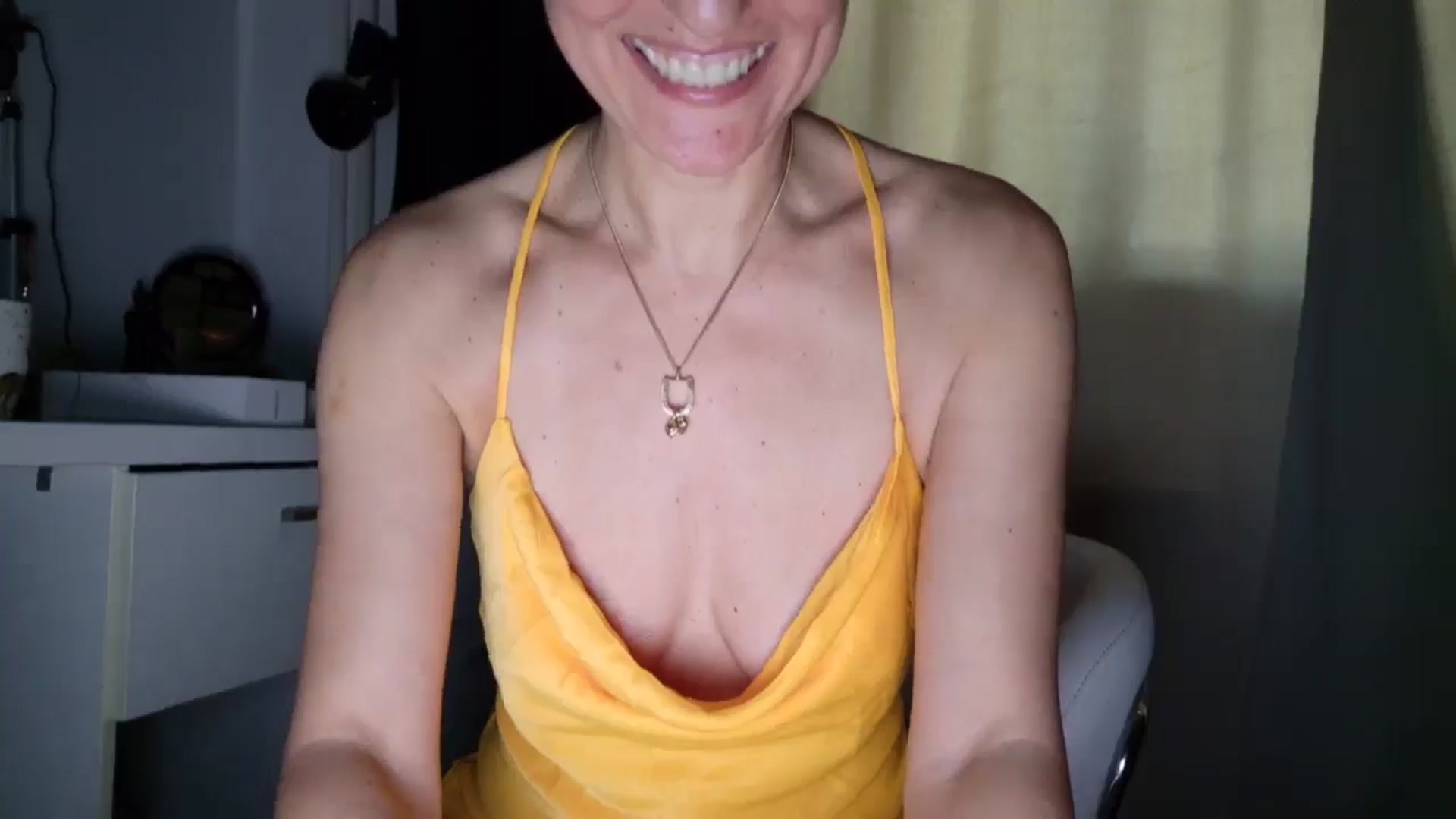Gallery image thumbnail from DANIELLE's myfreecams stream on, 05/04/2025, 07:38 image 6 of 20