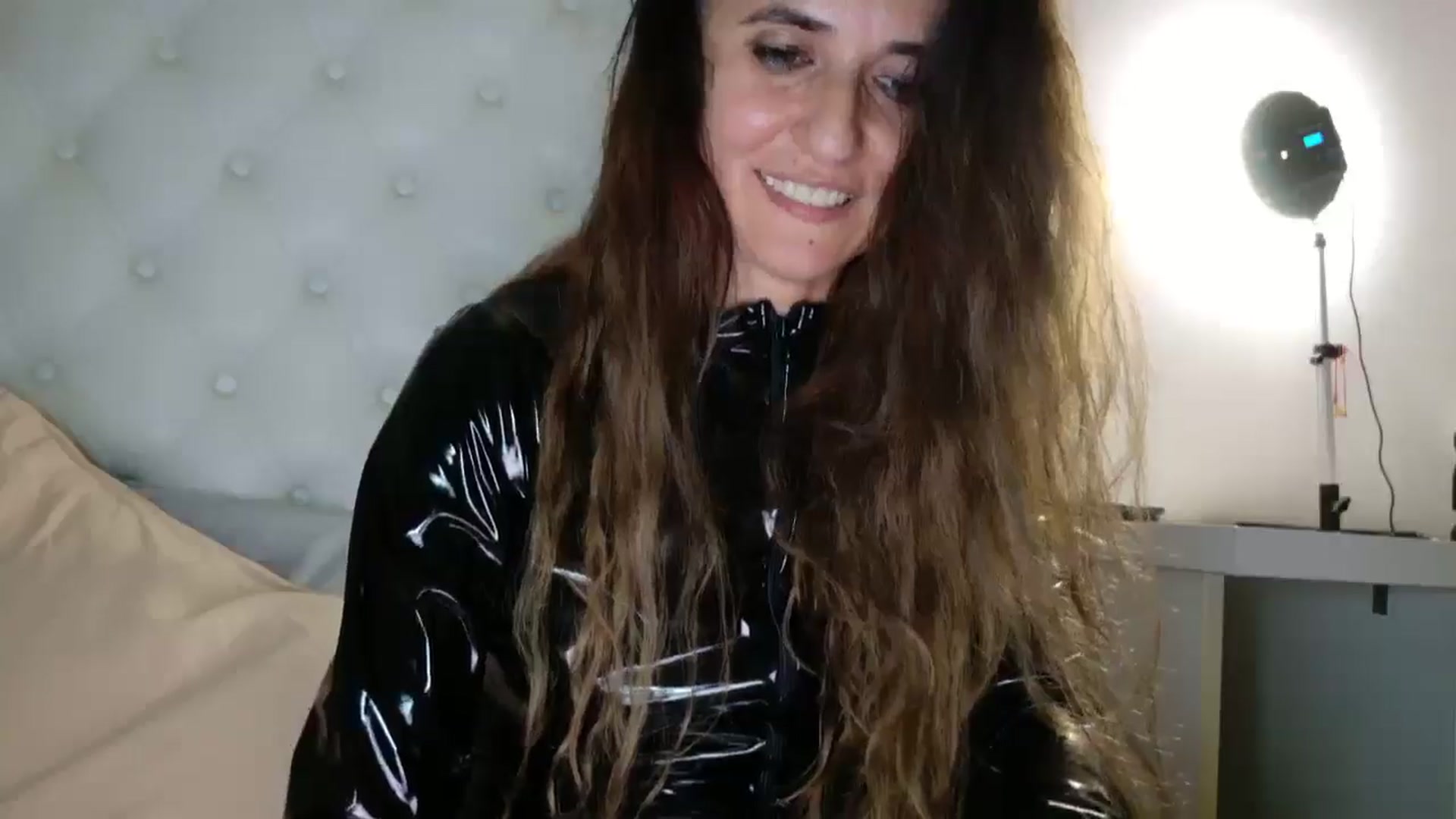 Gallery image thumbnail from DANIELLE's myfreecams stream on, 05/04/2025, 13:14 image 16 of 20
