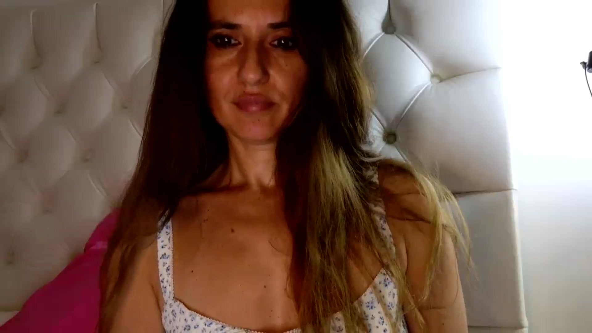 Gallery image thumbnail from DANIELLE's myfreecams stream on, 05/13/2025, 07:48 image 2 of 20
