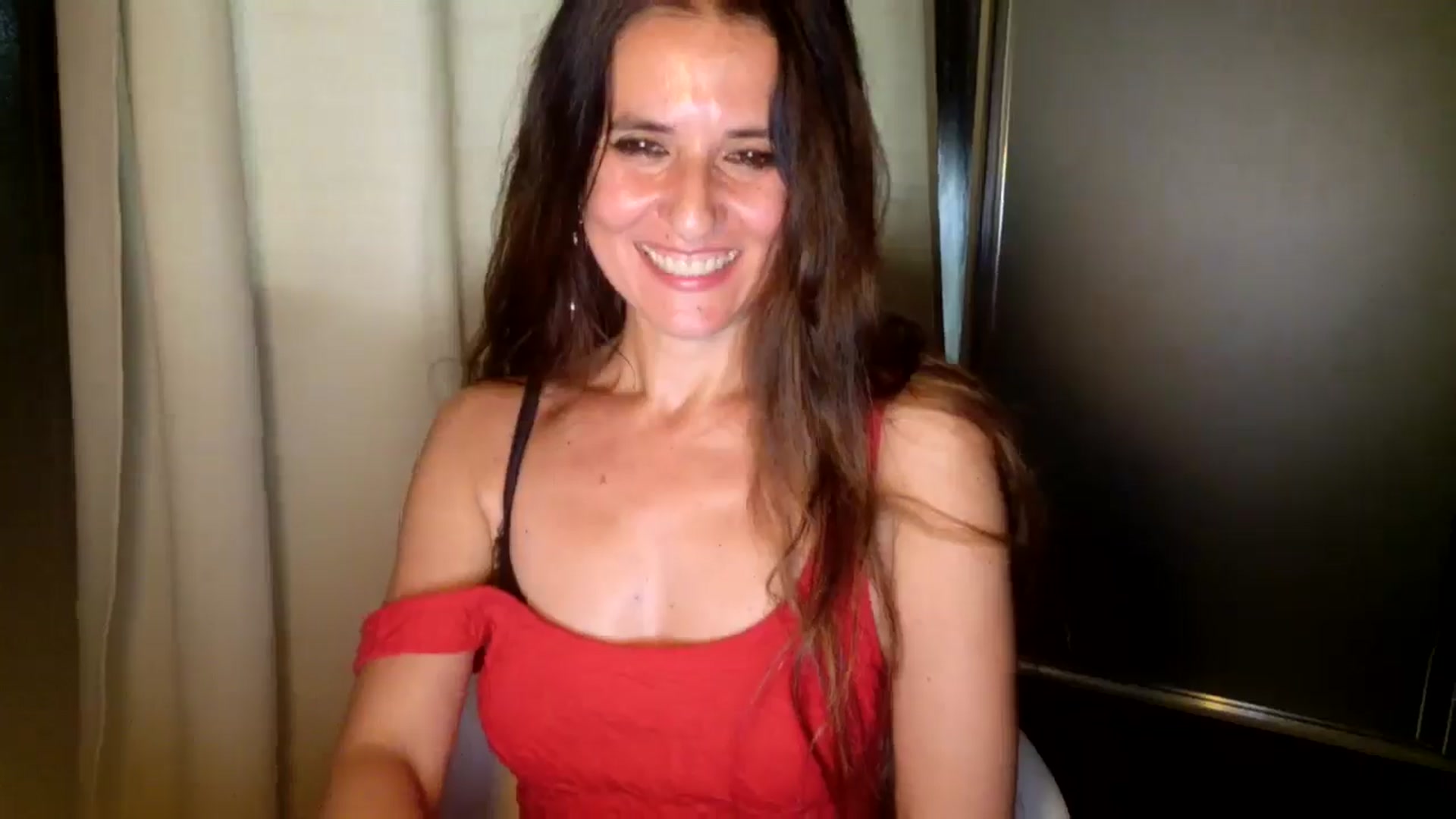 Gallery image thumbnail from DANIELLE's myfreecams stream on, 05/14/2025, 08:37 image 11 of 20
