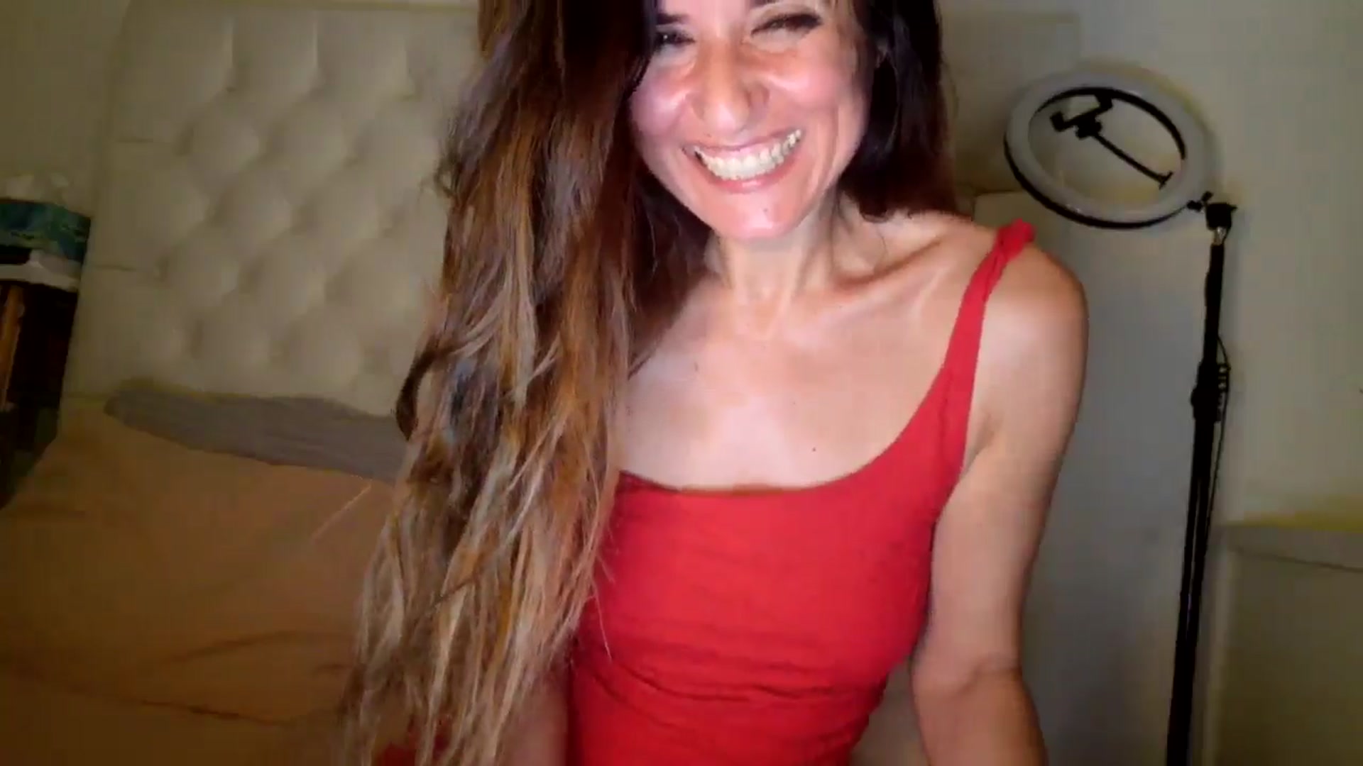 Gallery image thumbnail from DANIELLE's myfreecams stream on, 05/14/2025, 12:05 image 2 of 20