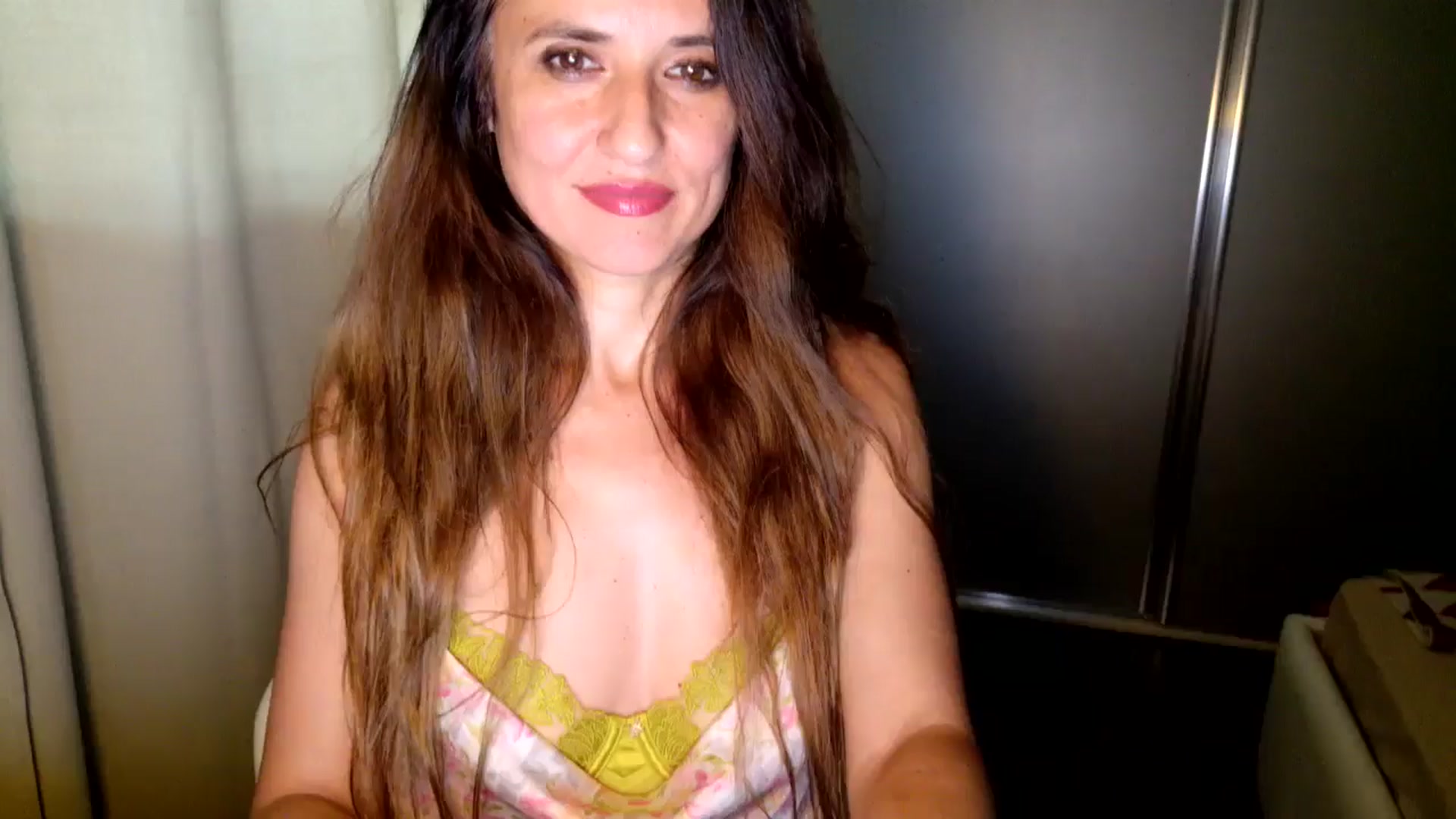 Gallery image thumbnail from DANIELLE's myfreecams stream on, 05/15/2025, 09:46 image 20 of 20