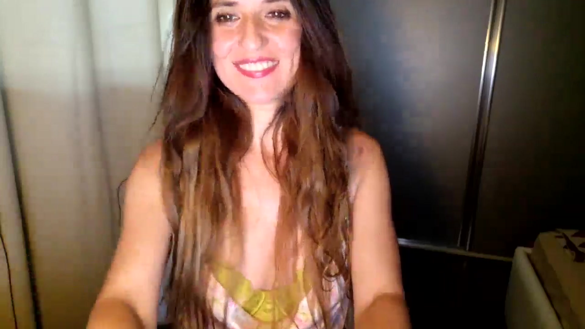 Gallery image thumbnail from DANIELLE's myfreecams stream on, 05/15/2025, 09:46 image 8 of 20