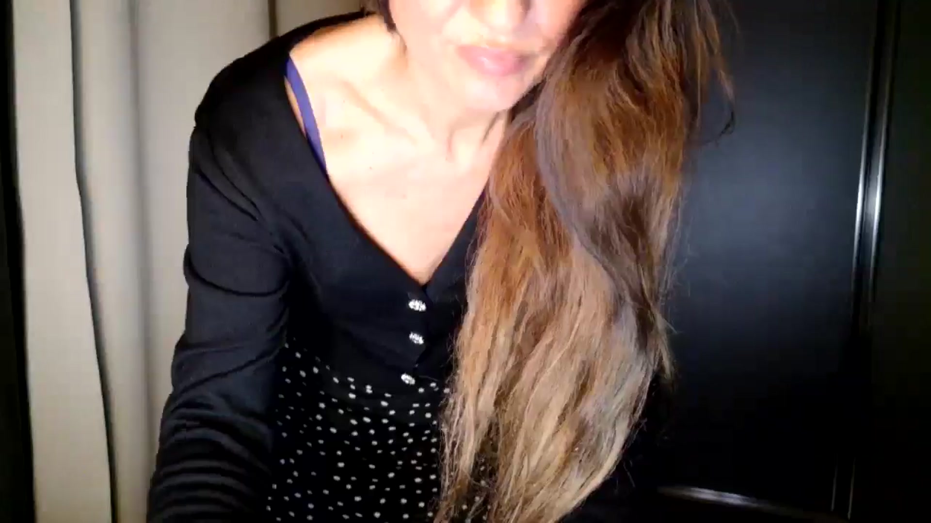 Gallery image thumbnail from DANIELLE's myfreecams stream on, 05/17/2025, 03:37 image 5 of 20