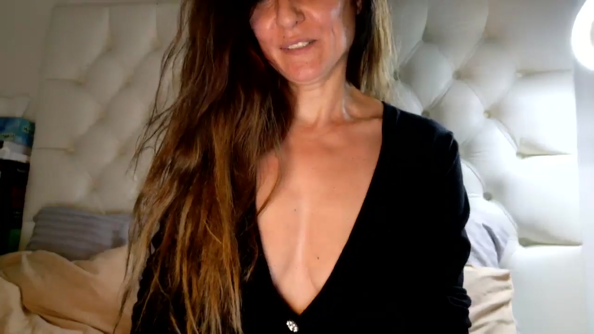 Gallery image thumbnail from DANIELLE's myfreecams stream on, 05/17/2025, 07:57 image 5 of 20