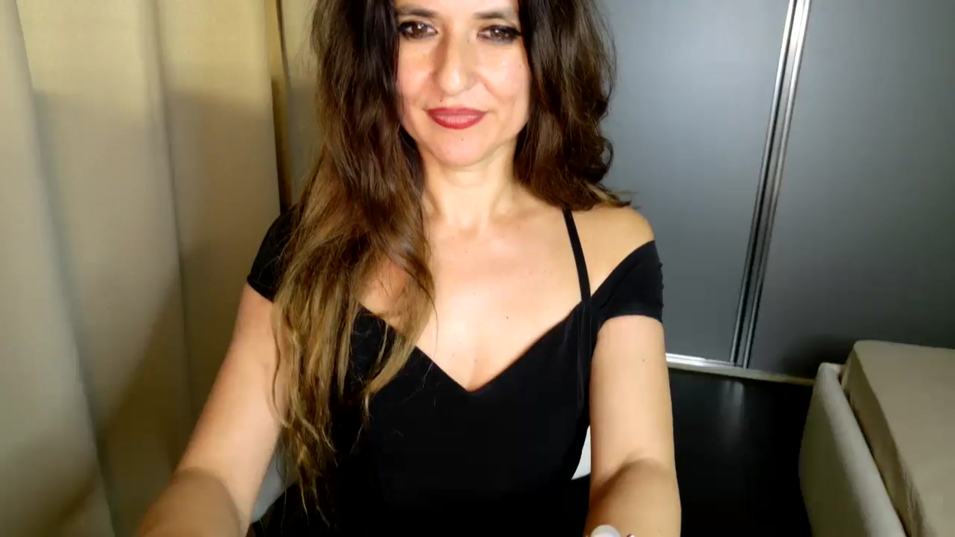 Gallery image thumbnail from DANIELLE's myfreecams stream on, 05/19/2025, 10:26 image 9 of 20