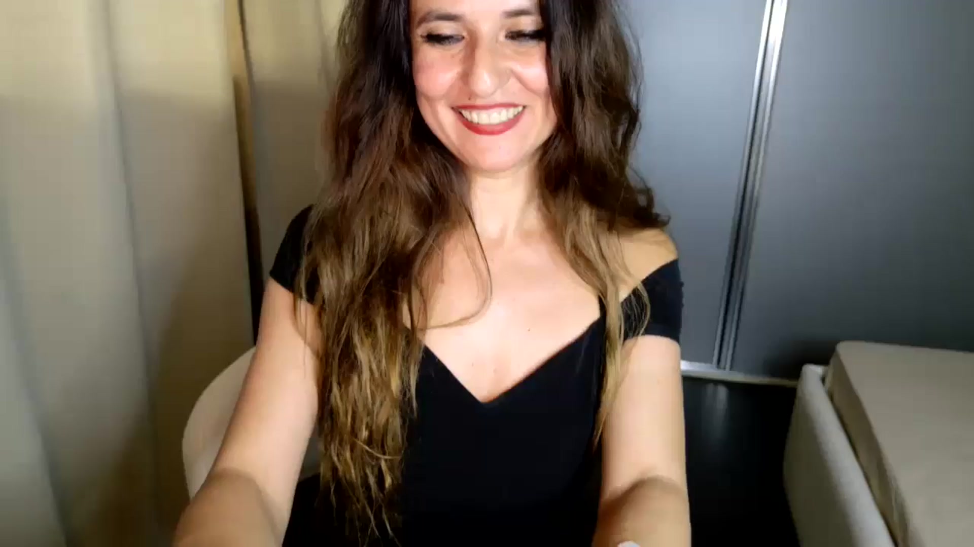 Gallery image thumbnail from DANIELLE's myfreecams stream on, 05/19/2025, 10:26 image 13 of 20