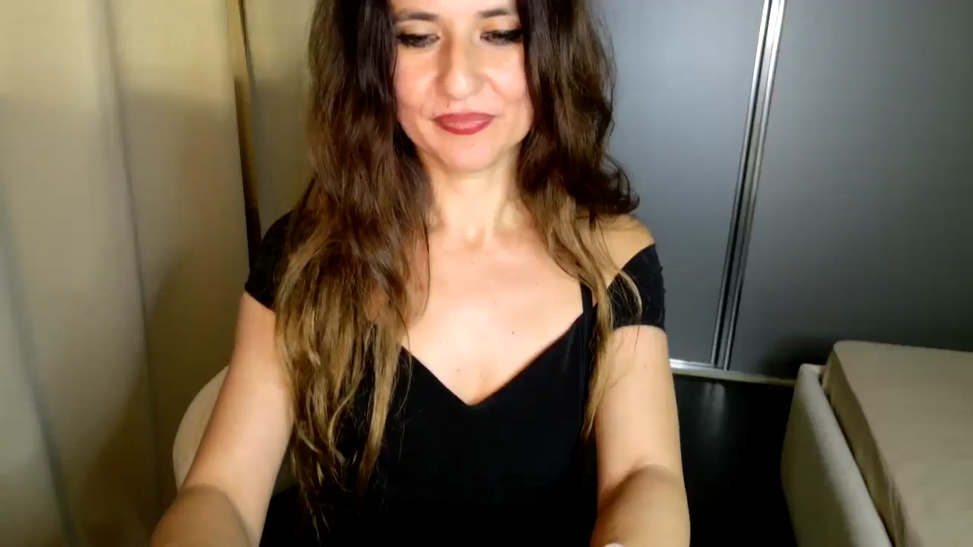Gallery image thumbnail from DANIELLE's myfreecams stream on, 05/19/2025, 10:26 image 12 of 20