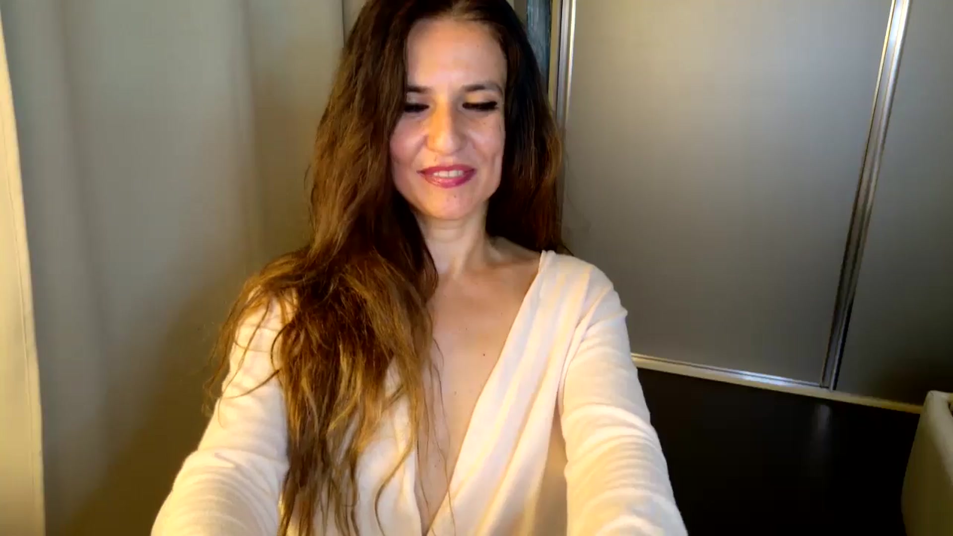 Gallery image thumbnail from DANIELLE's myfreecams stream on, 05/20/2025, 05:53 image 6 of 20