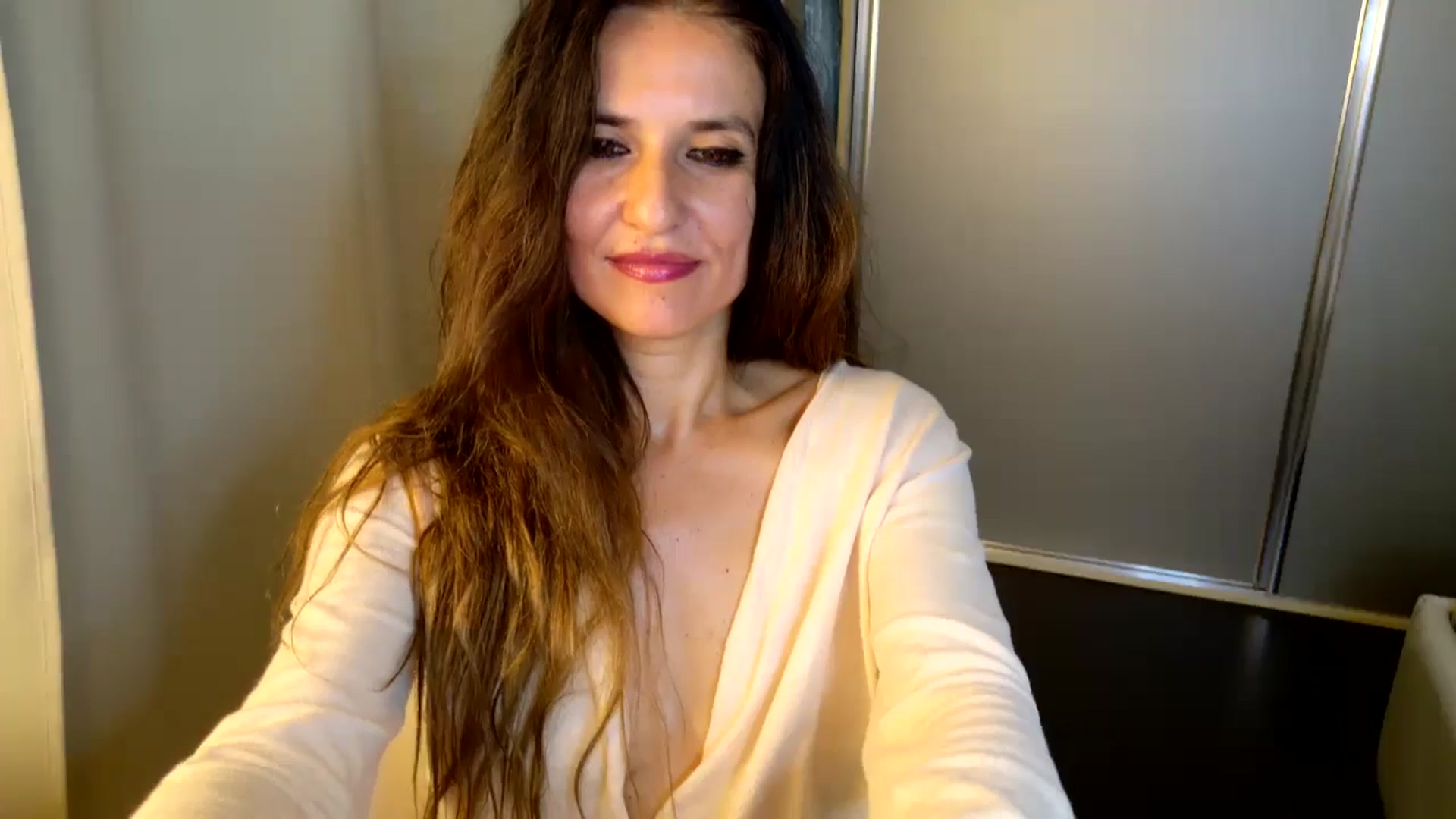 Gallery image thumbnail from DANIELLE's myfreecams stream on, 05/20/2025, 05:53 image 5 of 20