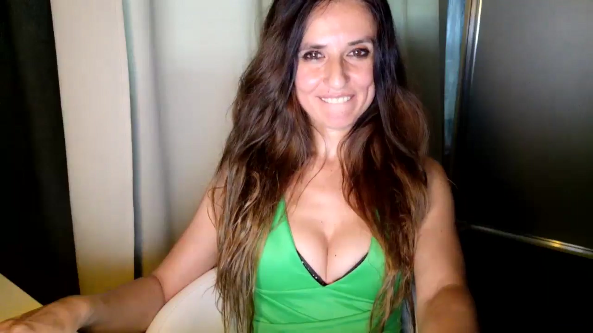 Gallery image thumbnail from DANIELLE's myfreecams stream on, 05/20/2025, 09:26 image 8 of 20