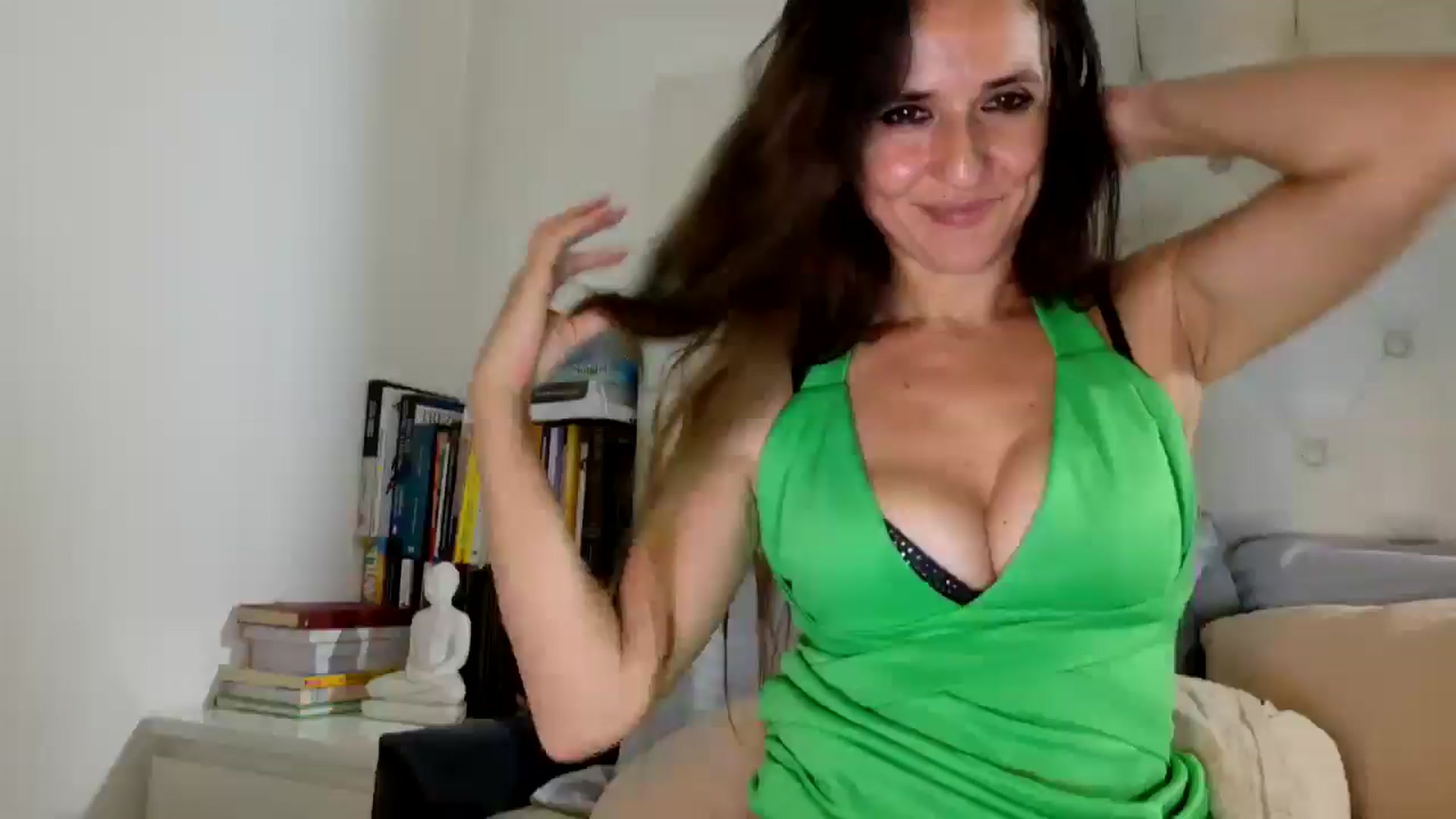 Gallery image thumbnail from DANIELLE's myfreecams stream on, 05/21/2025, 07:42 image 1 of 20