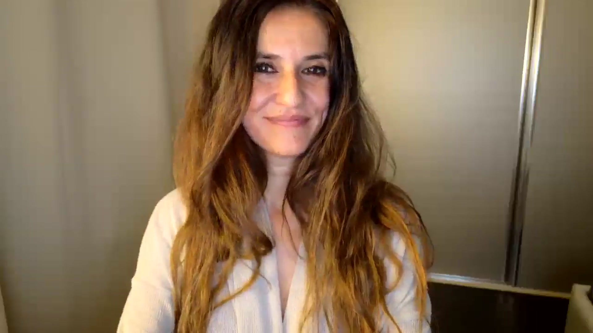 Gallery image thumbnail from DANIELLE's myfreecams stream on, 05/26/2025, 04:17 image 4 of 20