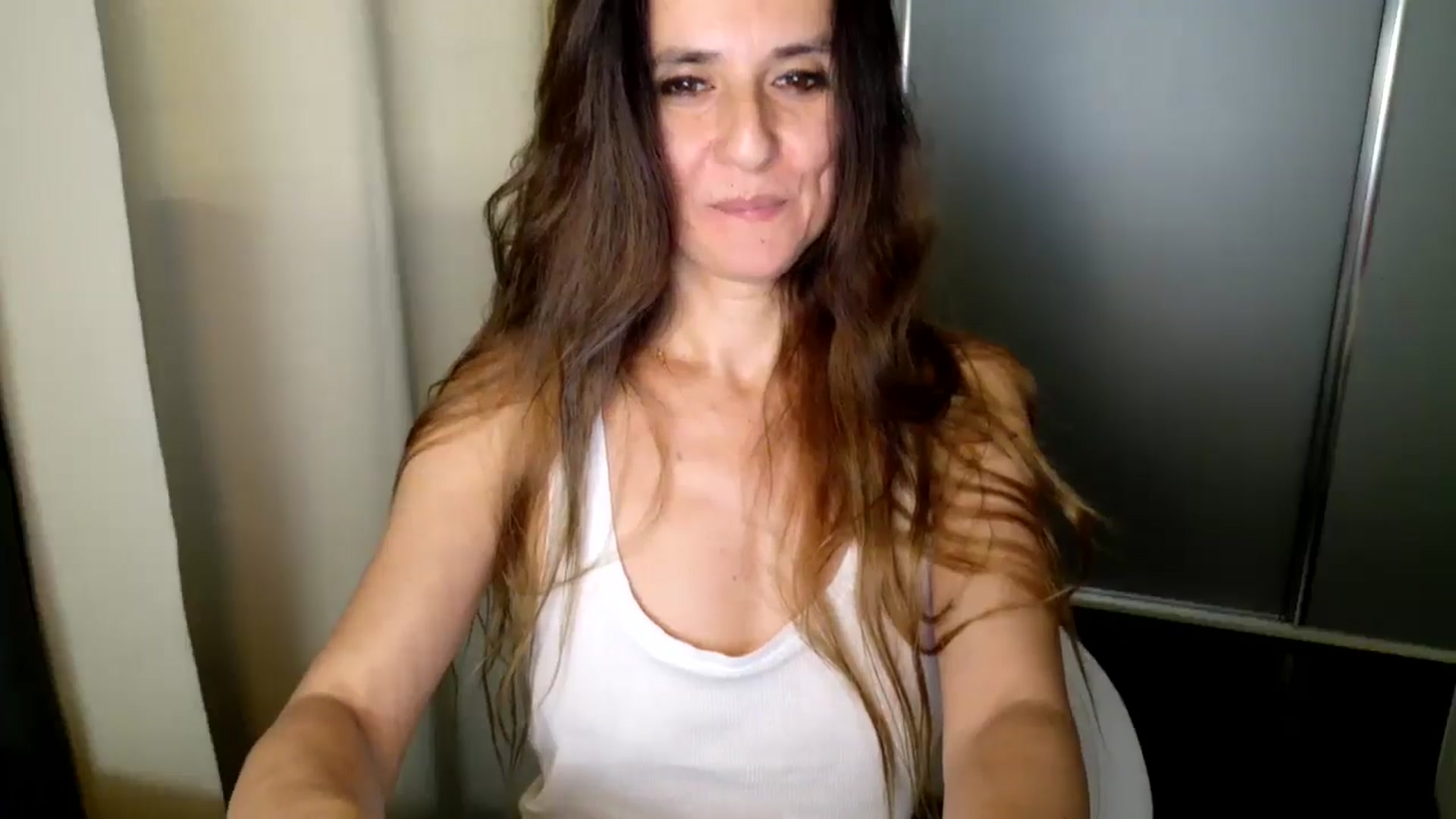 Gallery image thumbnail from DANIELLE's myfreecams stream on, 05/28/2025, 07:00 image 11 of 20