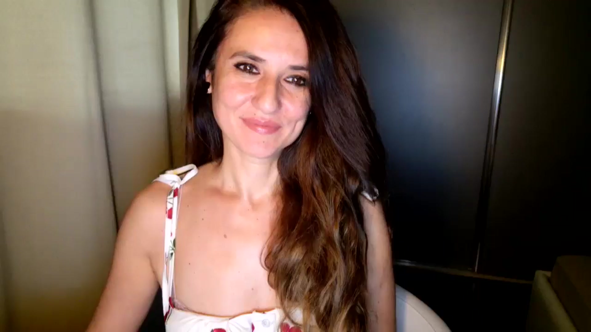Gallery image thumbnail from DANIELLE's myfreecams stream on, 05/29/2025, 04:53 image 1 of 20