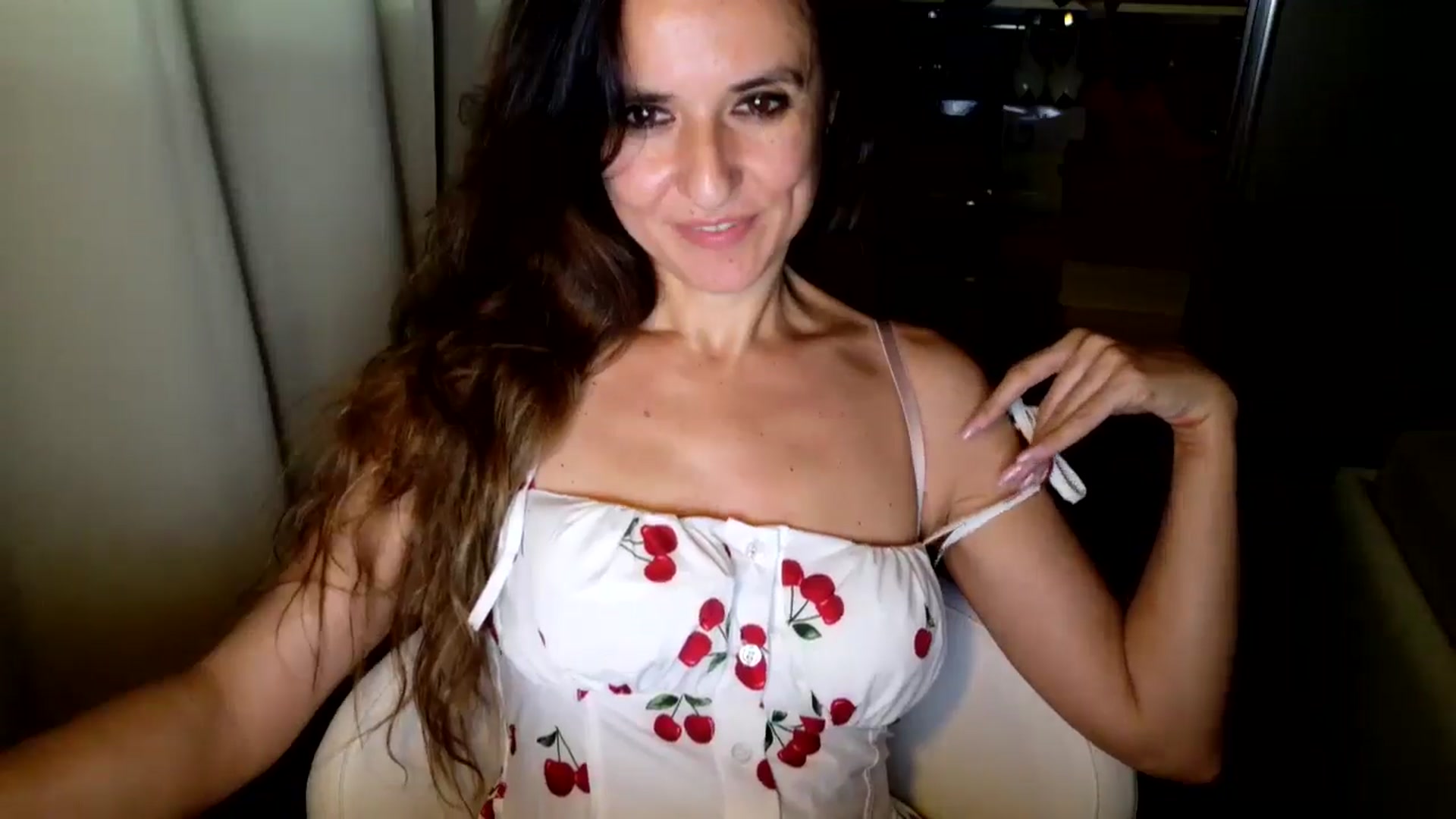 Gallery image thumbnail from DANIELLE's myfreecams stream on, 05/29/2025, 06:26 image 14 of 20