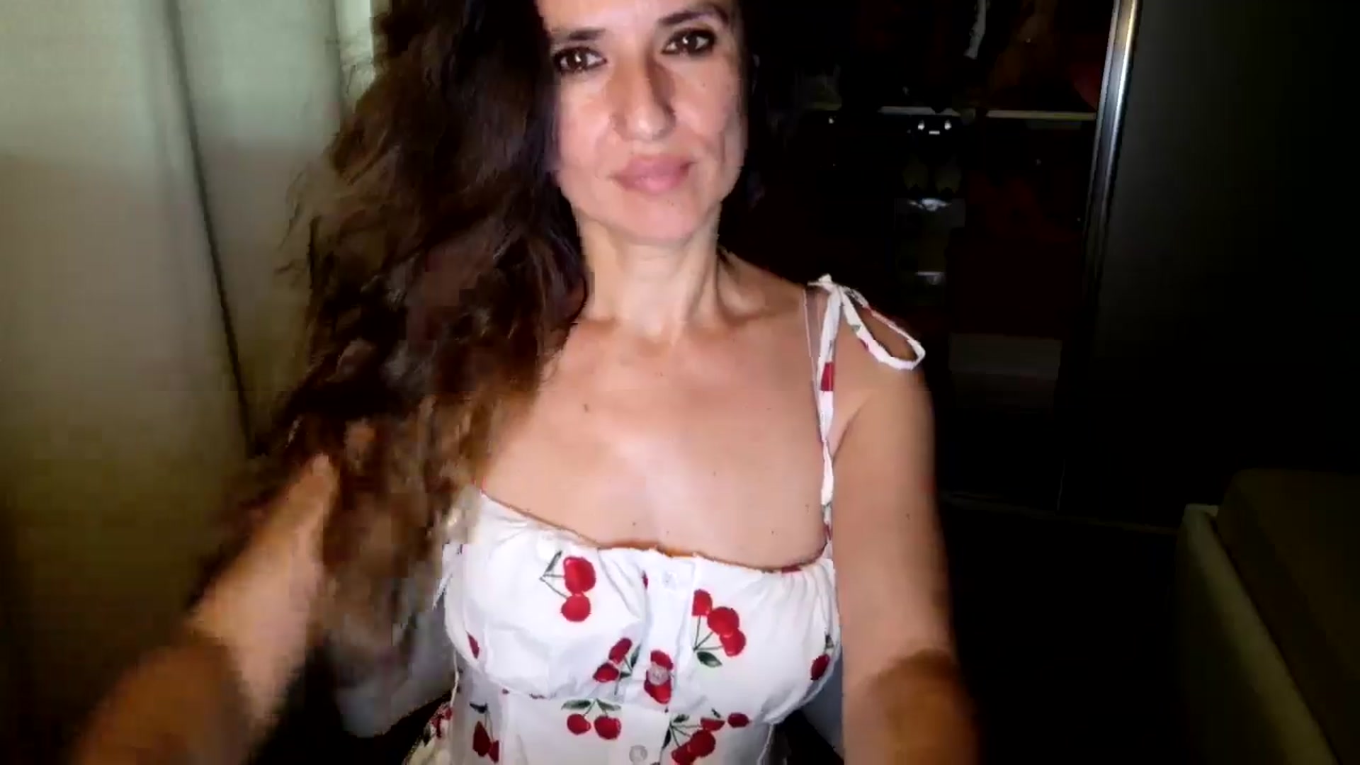 Gallery image thumbnail from DANIELLE's myfreecams stream on, 05/29/2025, 06:26 image 9 of 20