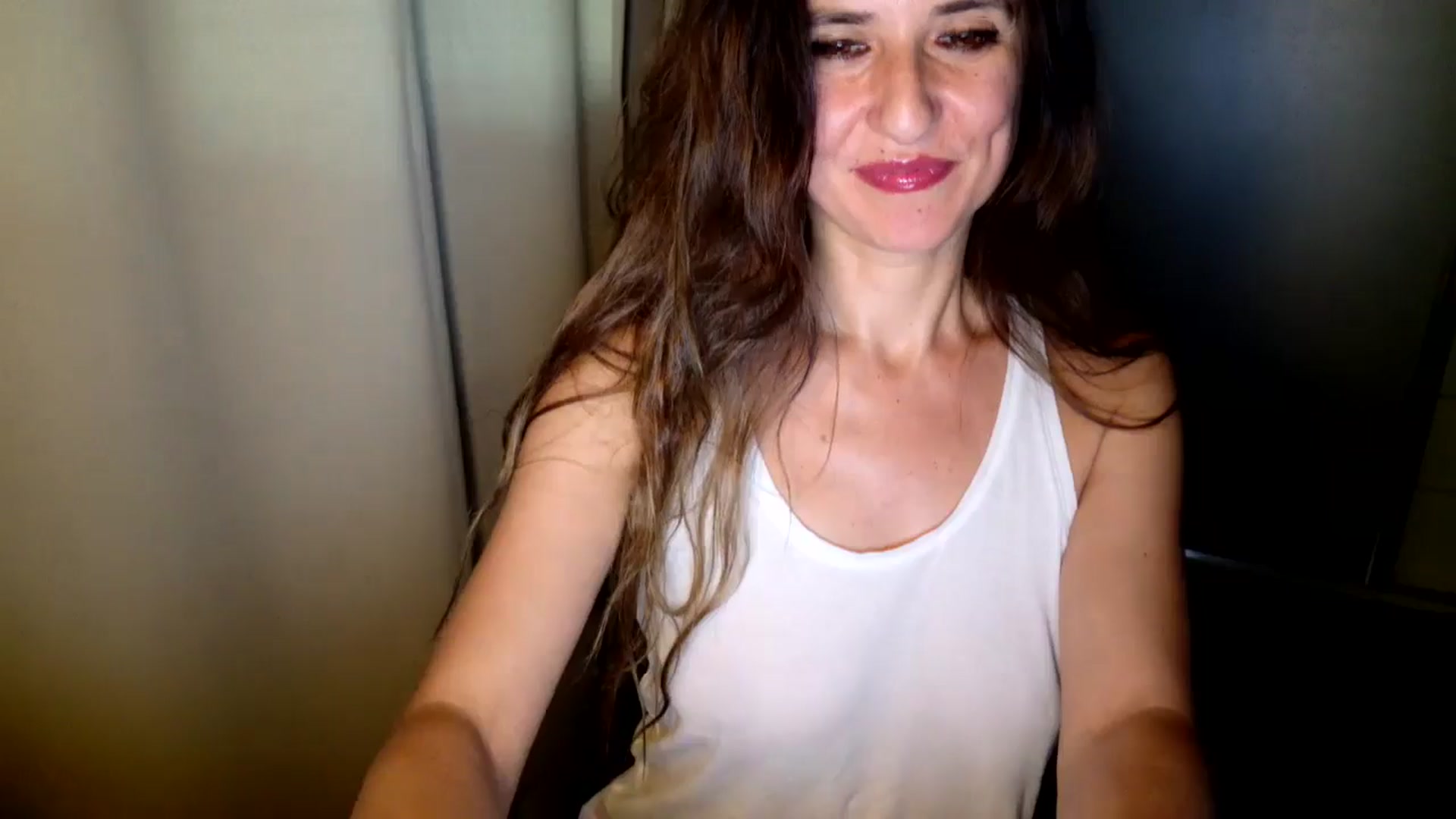 Gallery image thumbnail from DANIELLE's myfreecams stream on, 06/03/2025, 04:45 image 10 of 20
