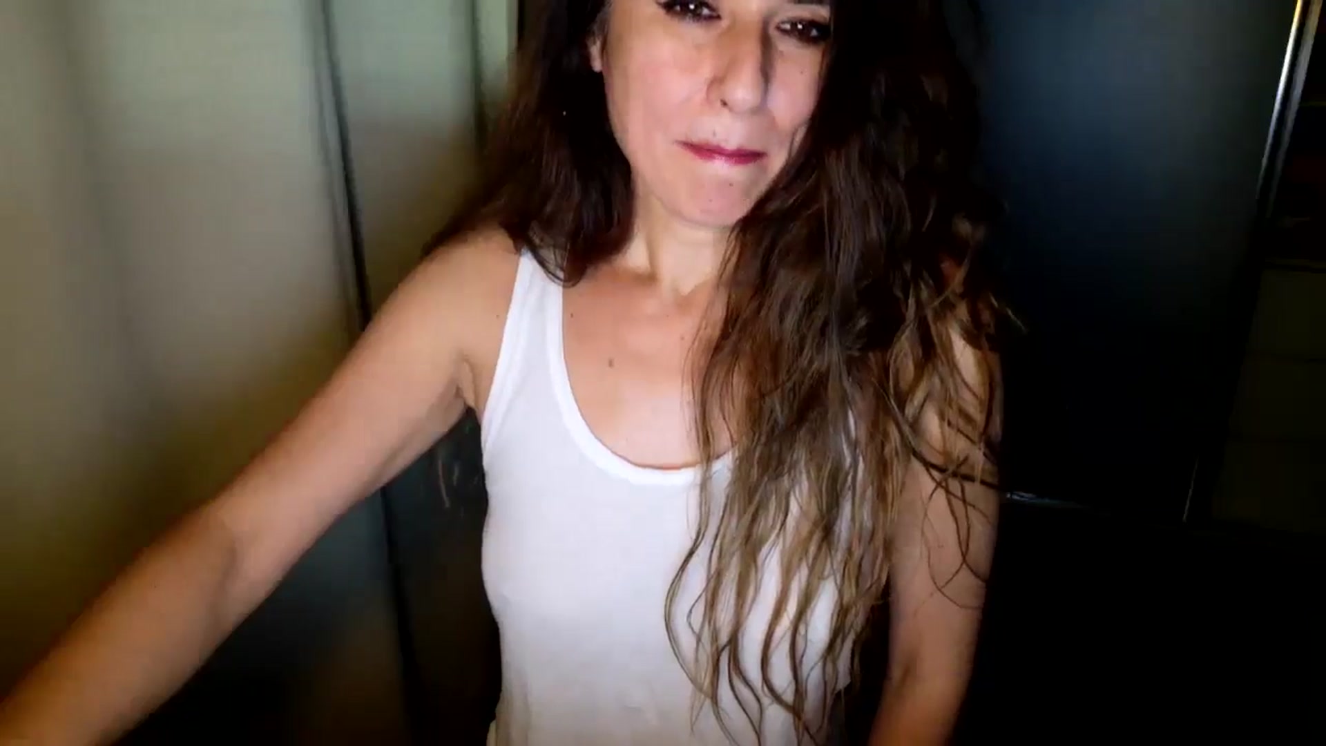 Gallery image thumbnail from DANIELLE's myfreecams stream on, 06/03/2025, 04:45 image 17 of 20