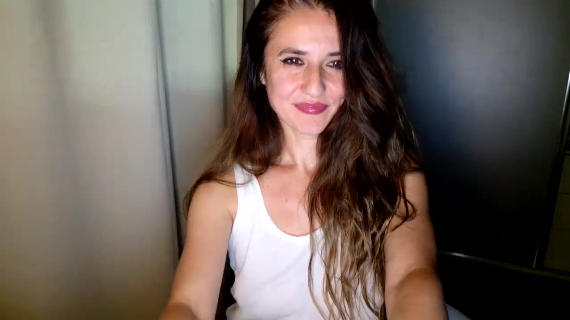 Gallery image thumbnail from DANIELLE's myfreecams stream on, 06/03/2025, 04:45 image 4 of 20