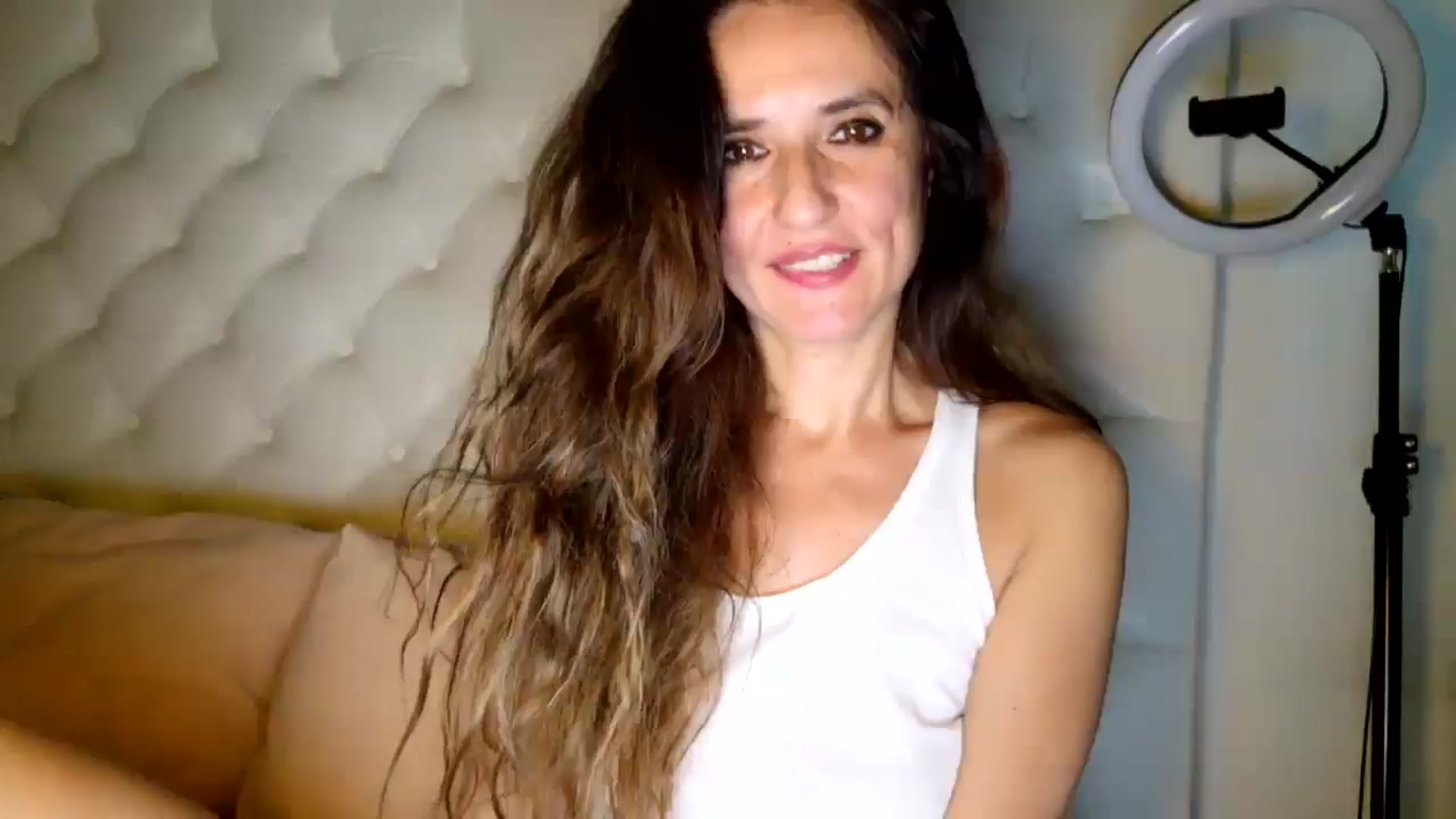 Gallery image thumbnail from DANIELLE's myfreecams stream on, 06/03/2025, 06:35 image 2 of 20