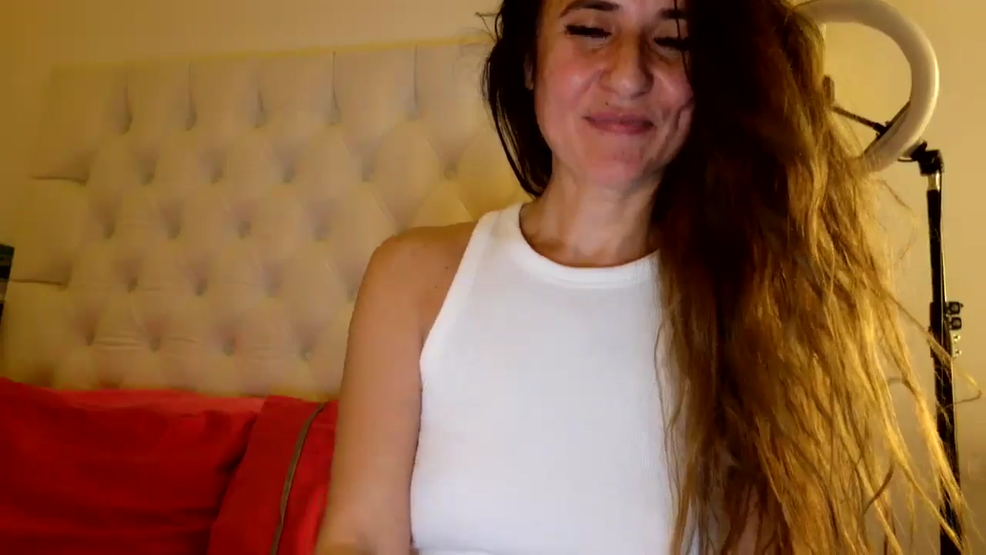 Gallery image thumbnail from DANIELLE's myfreecams stream on, 06/04/2025, 04:08 image 10 of 20