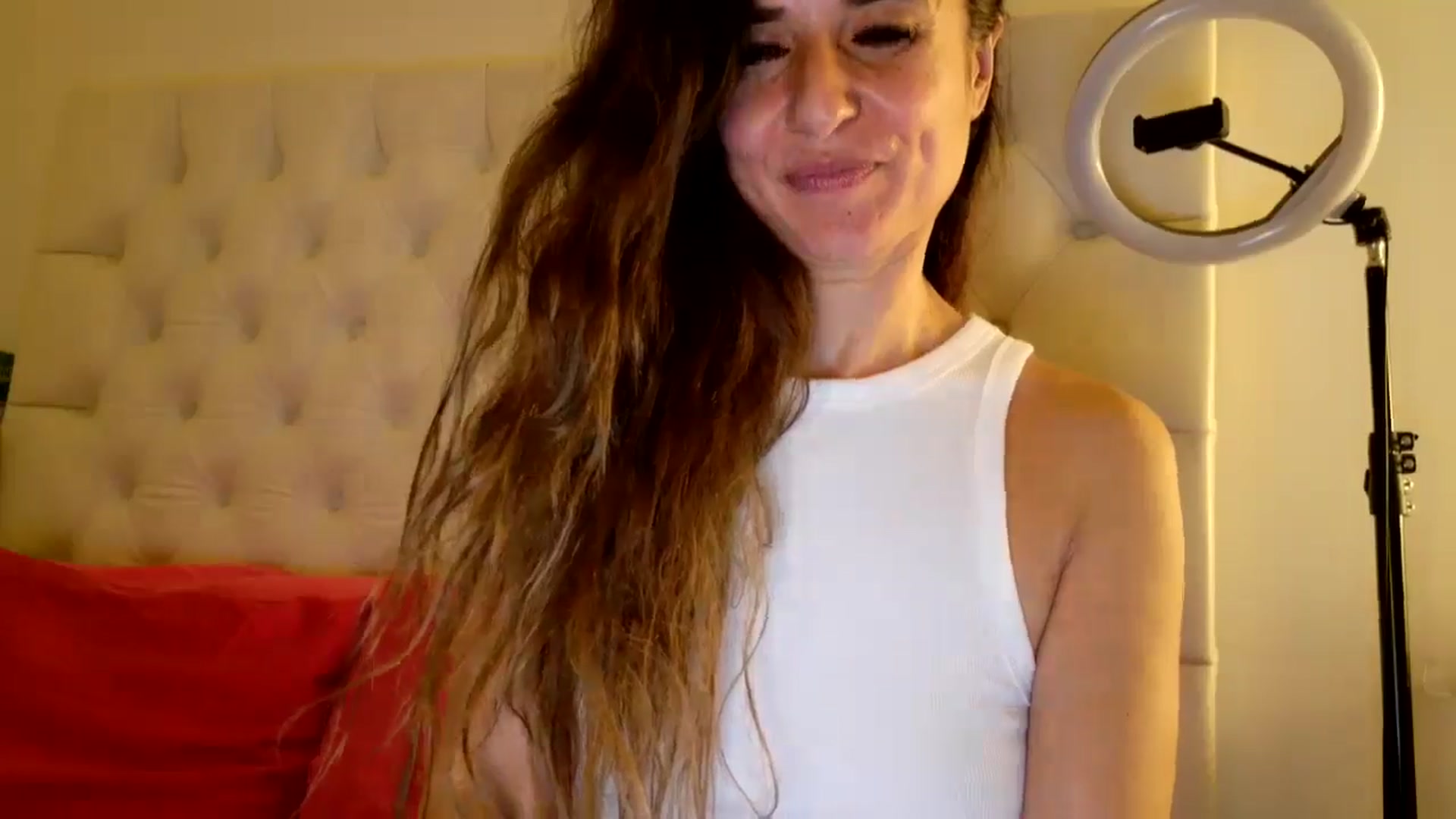 Gallery image thumbnail from DANIELLE's myfreecams stream on, 06/04/2025, 04:08 image 19 of 20
