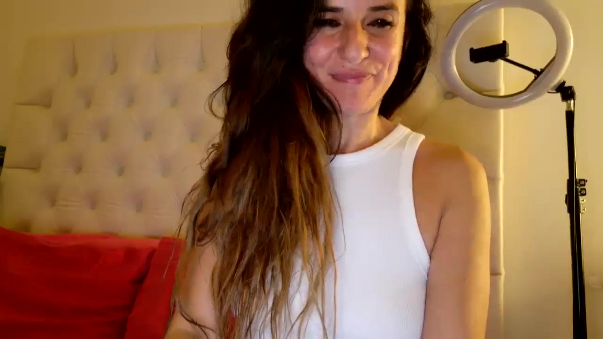Gallery image thumbnail from DANIELLE's myfreecams stream on, 06/04/2025, 04:08 image 15 of 20