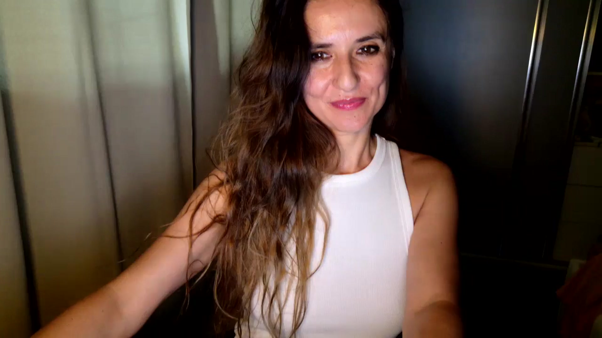 Gallery image thumbnail from DANIELLE's myfreecams stream on, 06/04/2025, 08:03 image 18 of 20