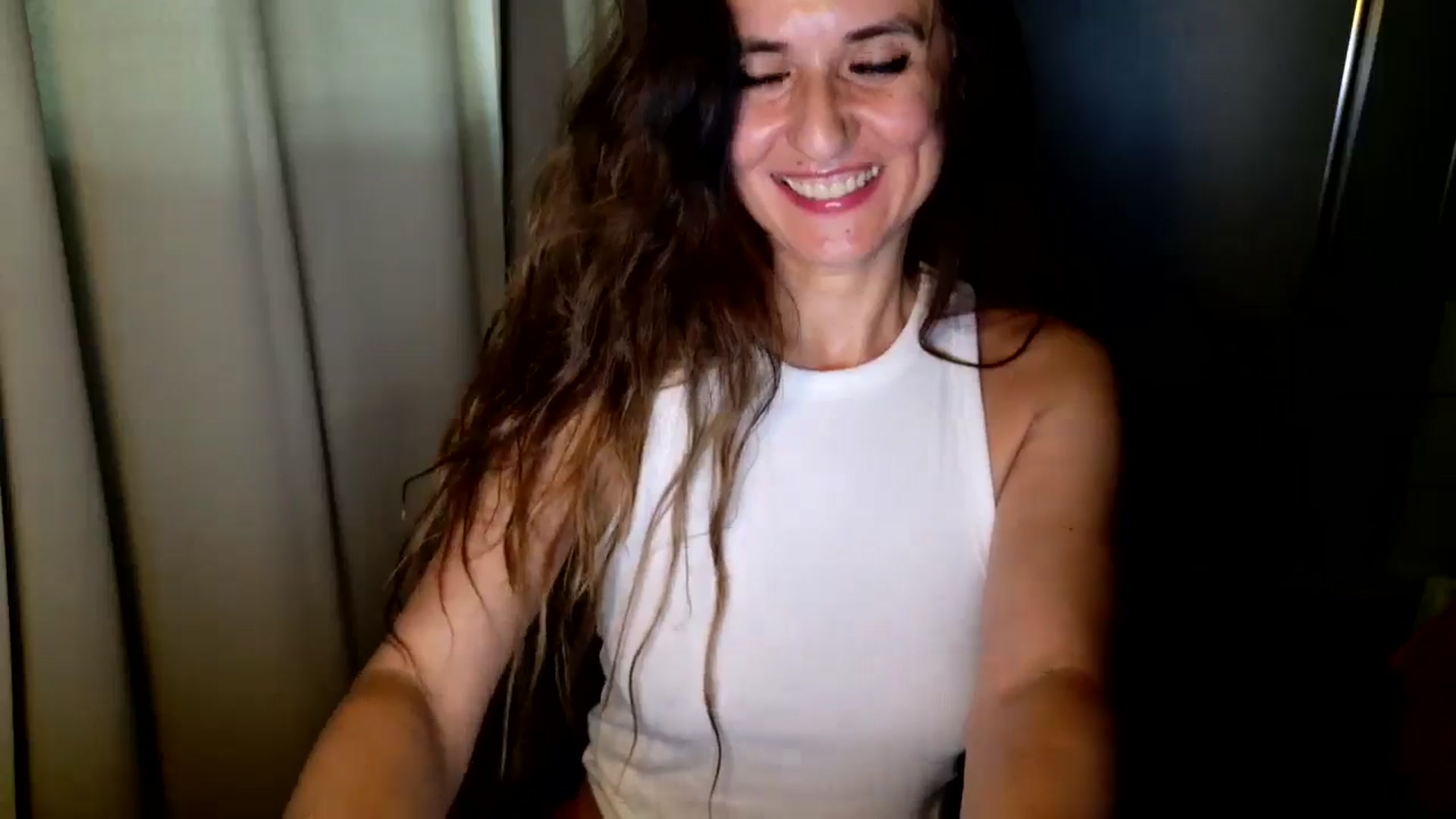 Gallery image thumbnail from DANIELLE's myfreecams stream on, 06/04/2025, 08:03 image 10 of 20