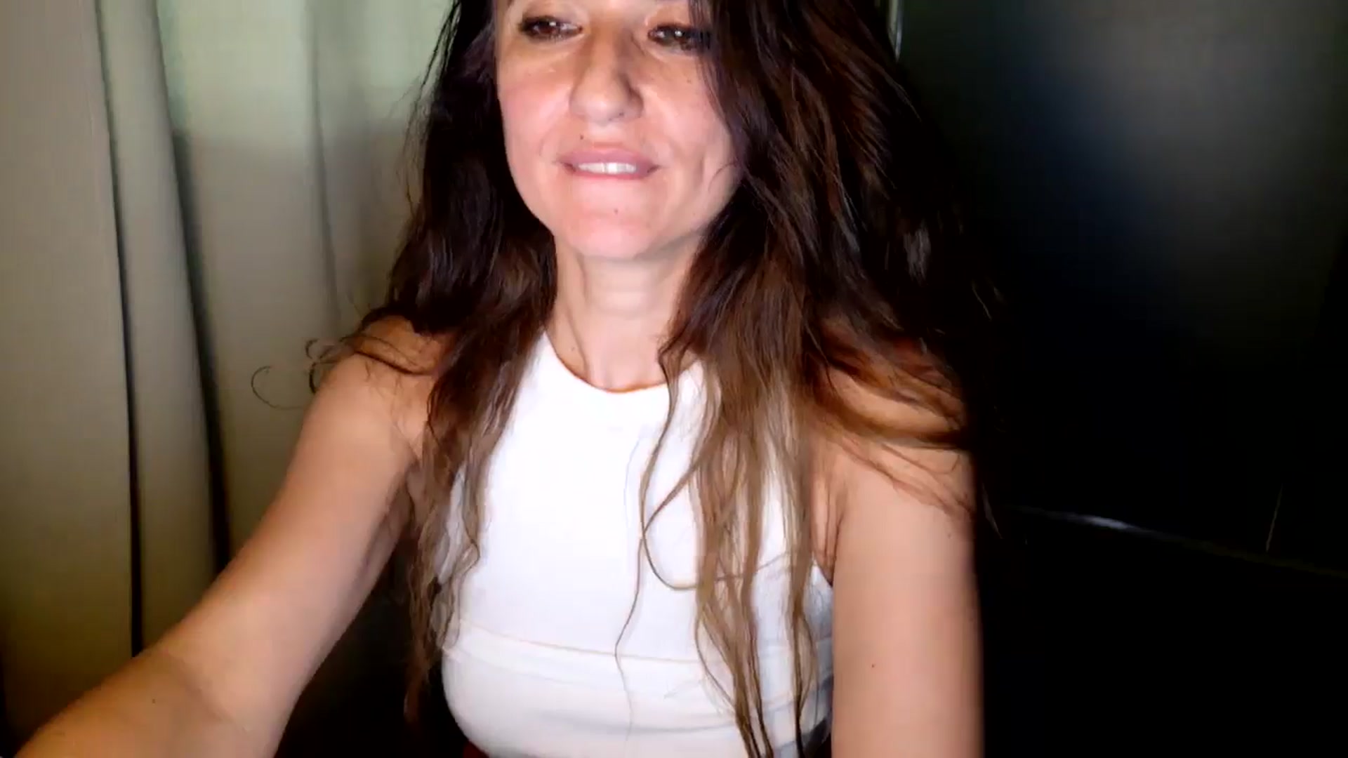 Gallery image thumbnail from DANIELLE's myfreecams stream on, 06/04/2025, 09:44 image 17 of 20