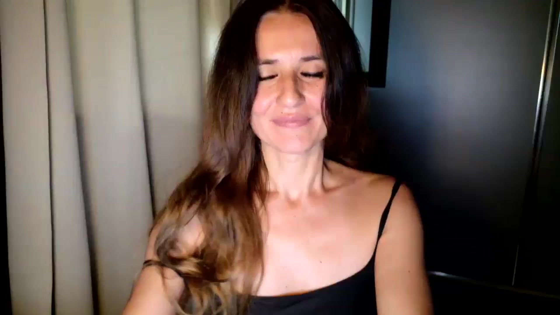 Gallery image thumbnail from DANIELLE's myfreecams stream on, 06/10/2025, 04:23 image 1 of 20