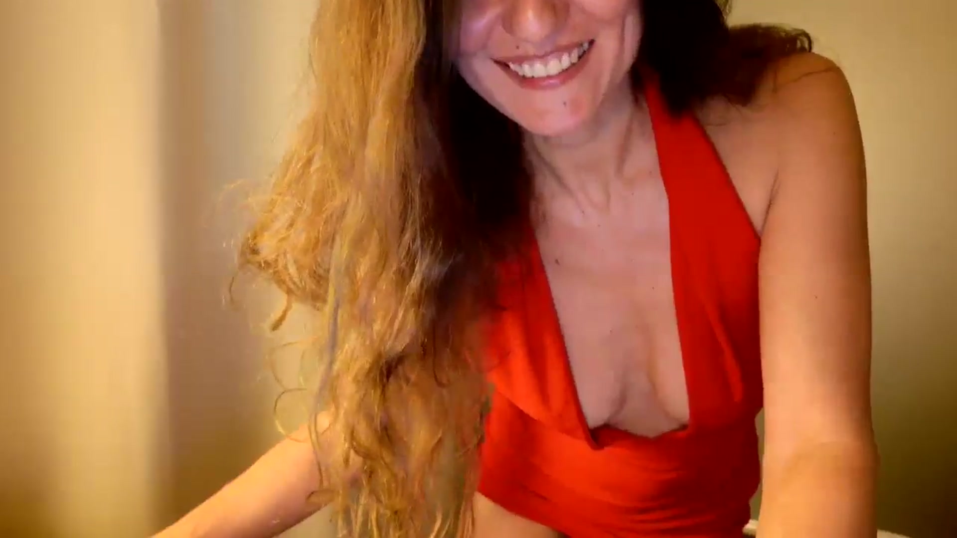 Gallery image thumbnail from DANIELLE's myfreecams stream on, 06/17/2025, 05:38 image 6 of 20
