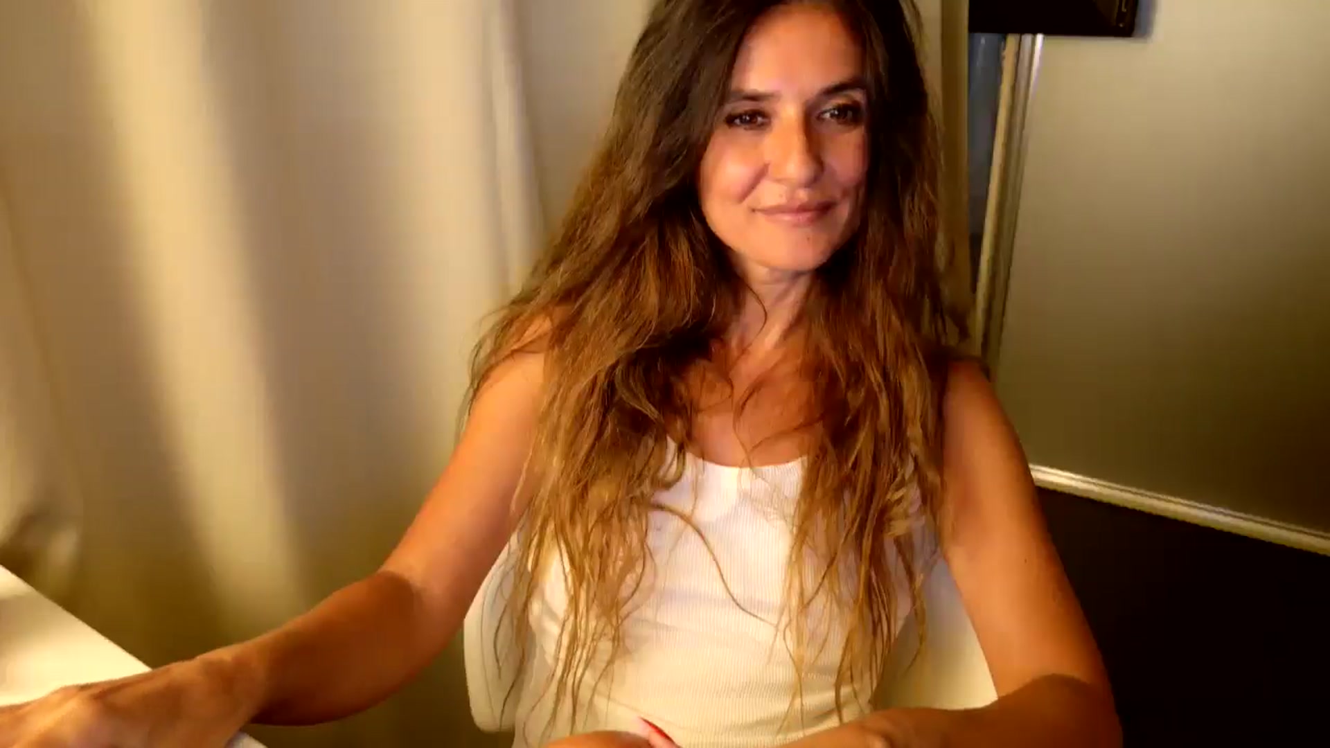 Gallery image thumbnail from DANIELLE's myfreecams stream on, 06/30/2025, 05:15 image 3 of 20