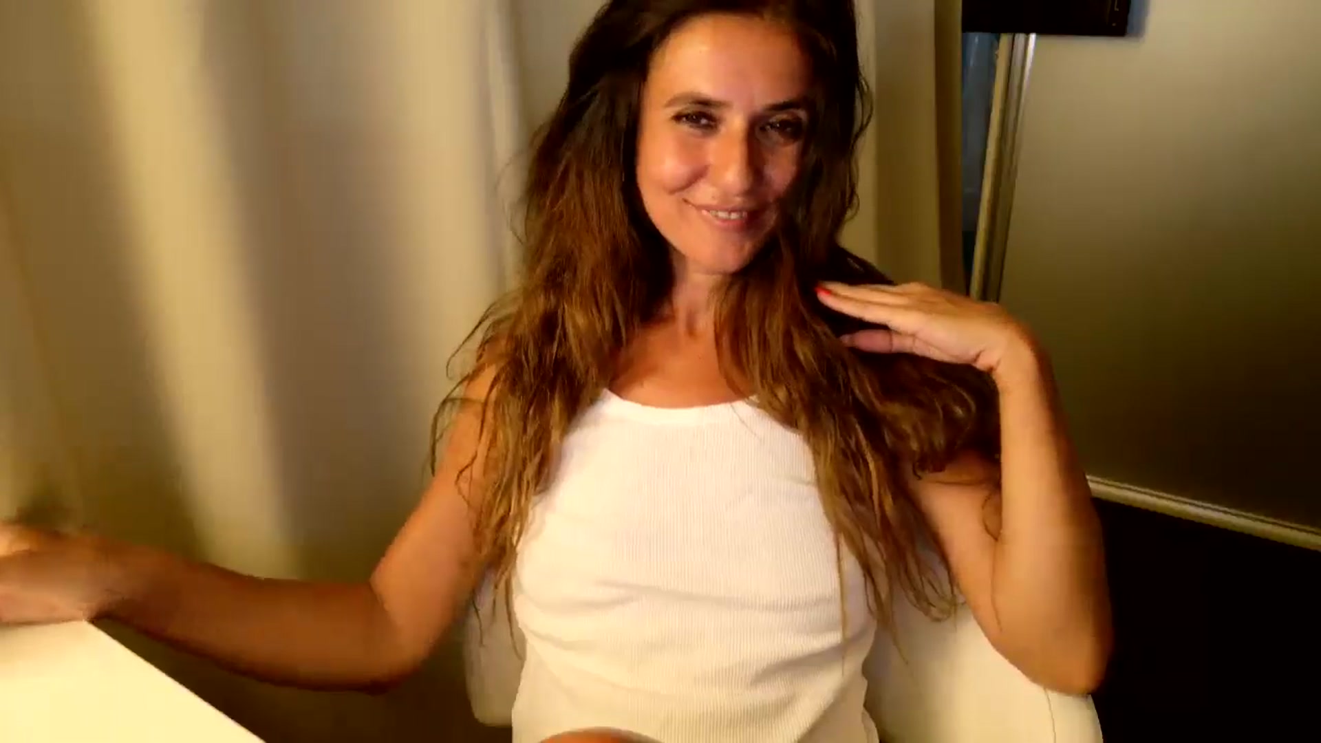 Gallery image thumbnail from DANIELLE's myfreecams stream on, 06/30/2025, 05:15 image 19 of 20