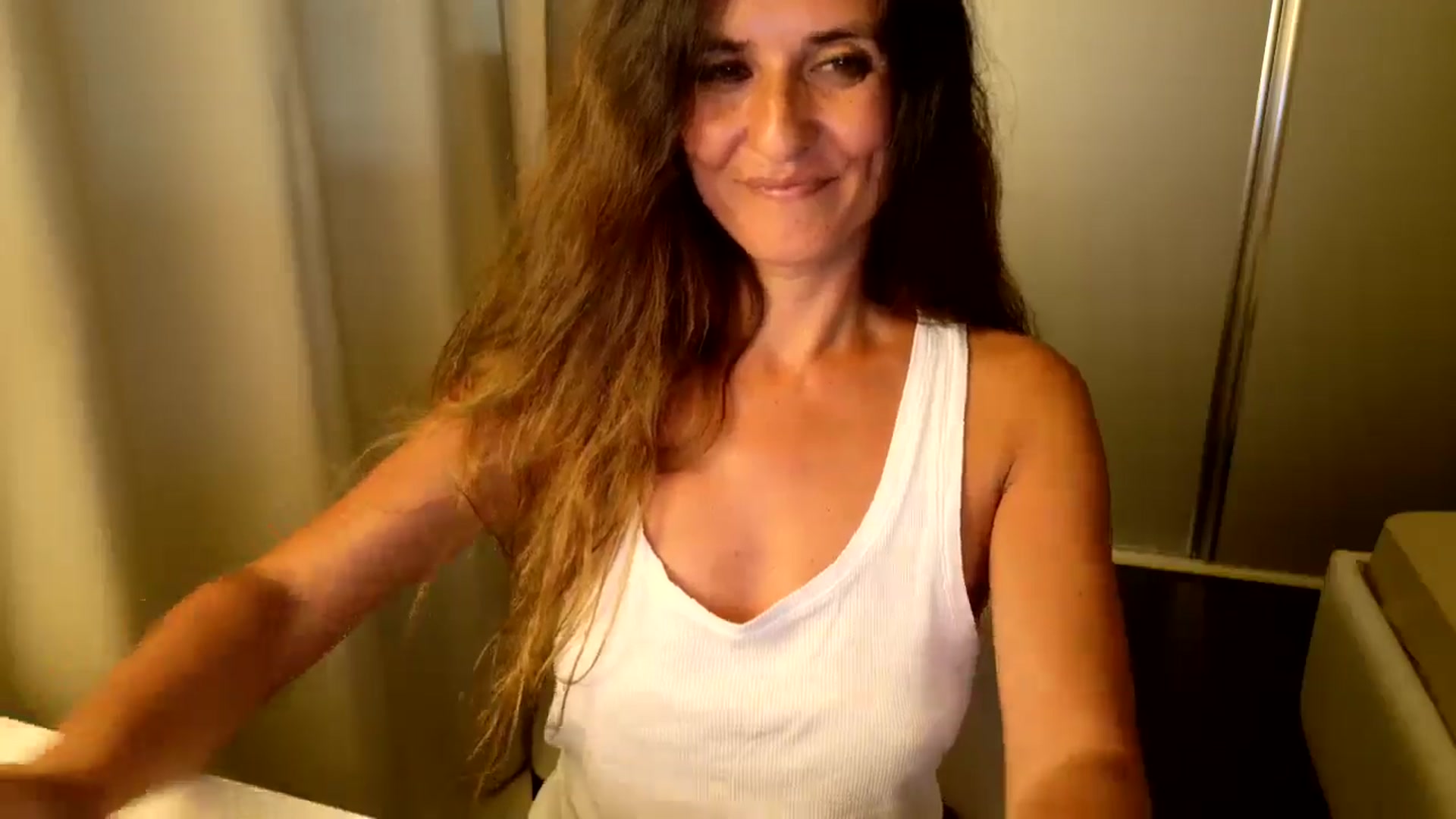 Gallery image thumbnail from DANIELLE's myfreecams stream on, 06/30/2025, 10:00 image 6 of 20