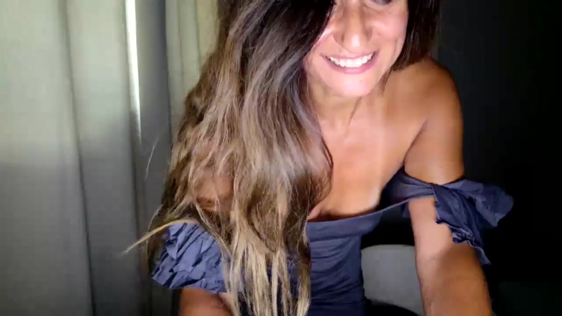 Gallery image thumbnail from DANIELLE's myfreecams stream on, 07/03/2025, 04:29 image 14 of 20