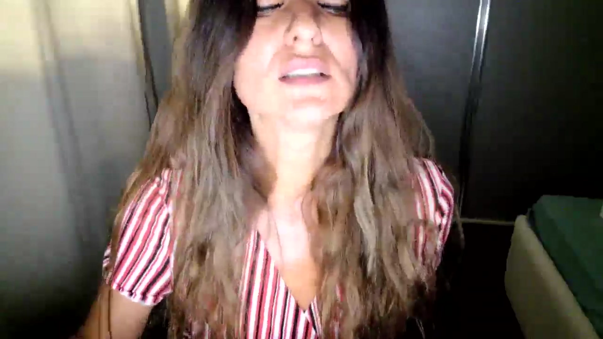 Gallery image thumbnail from DANIELLE's myfreecams stream on, 07/06/2025, 09:55 image 11 of 20