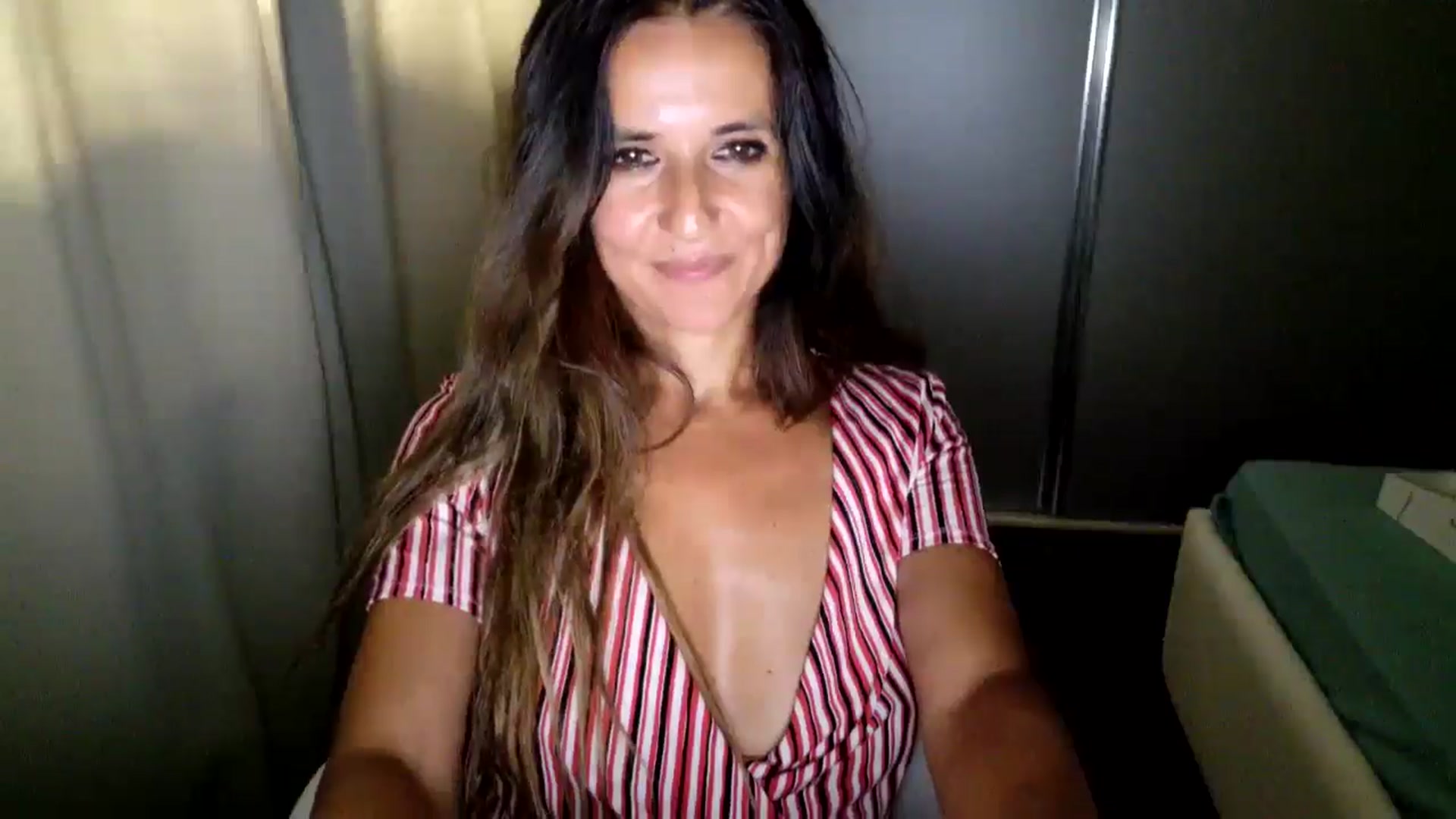 Gallery image thumbnail from DANIELLE's myfreecams stream on, 07/06/2025, 11:01 image 17 of 20