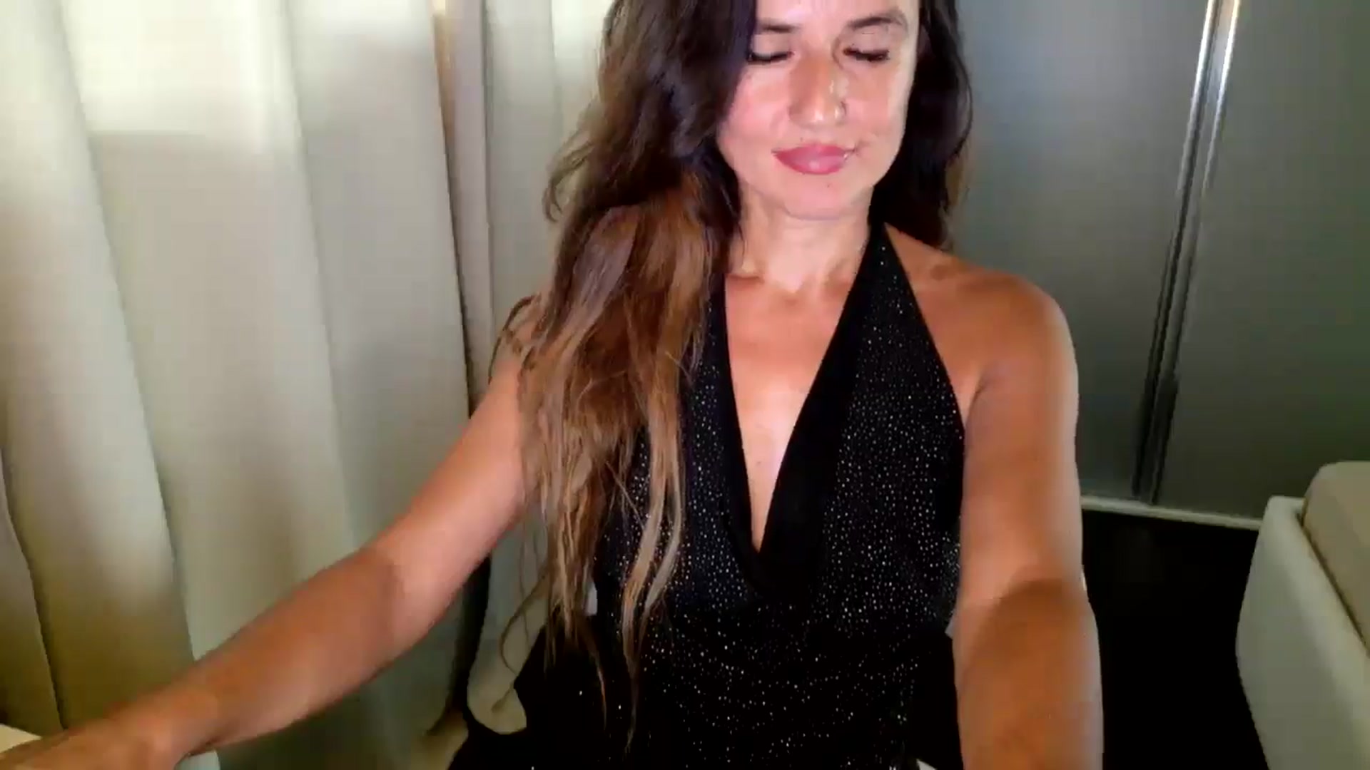 Gallery image thumbnail from DANIELLE's myfreecams stream on, 07/08/2025, 14:07 image 8 of 20