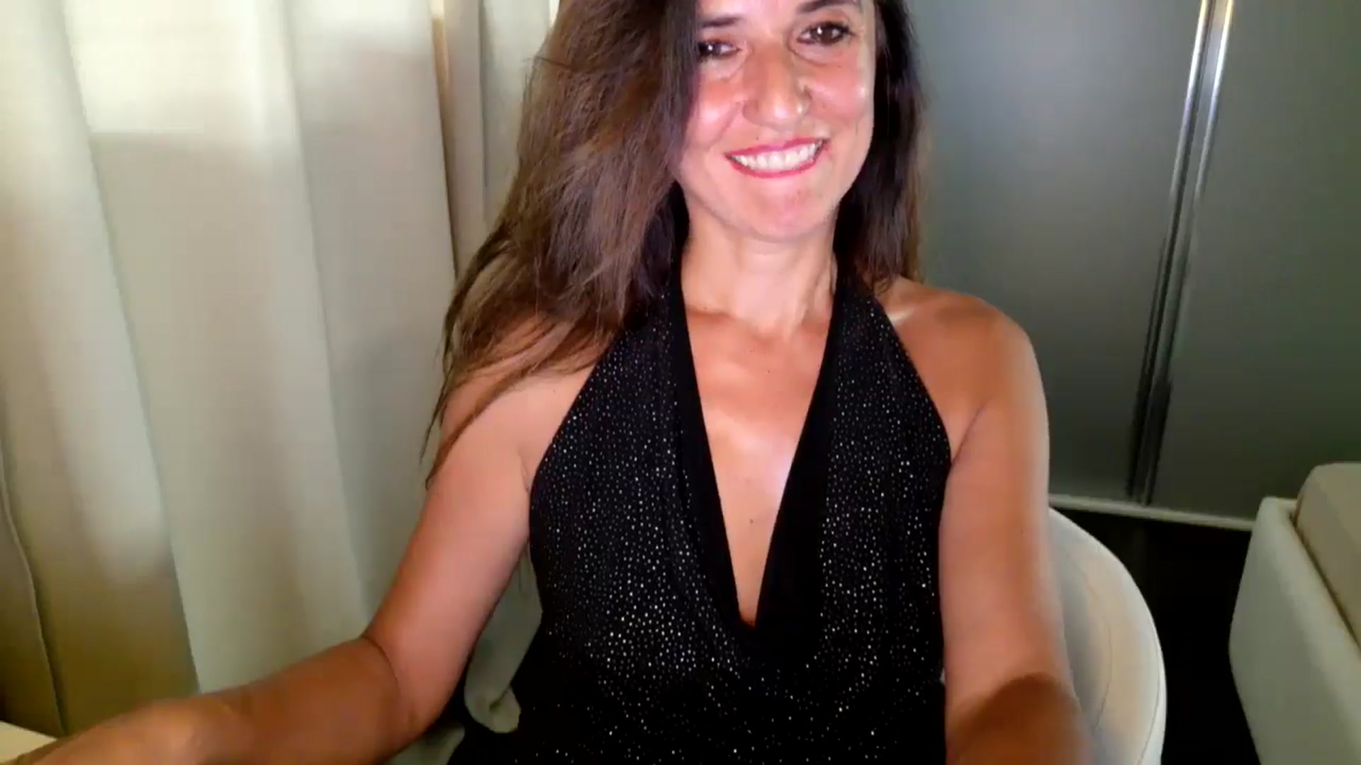 Gallery image thumbnail from DANIELLE's myfreecams stream on, 07/08/2025, 14:07 image 6 of 20