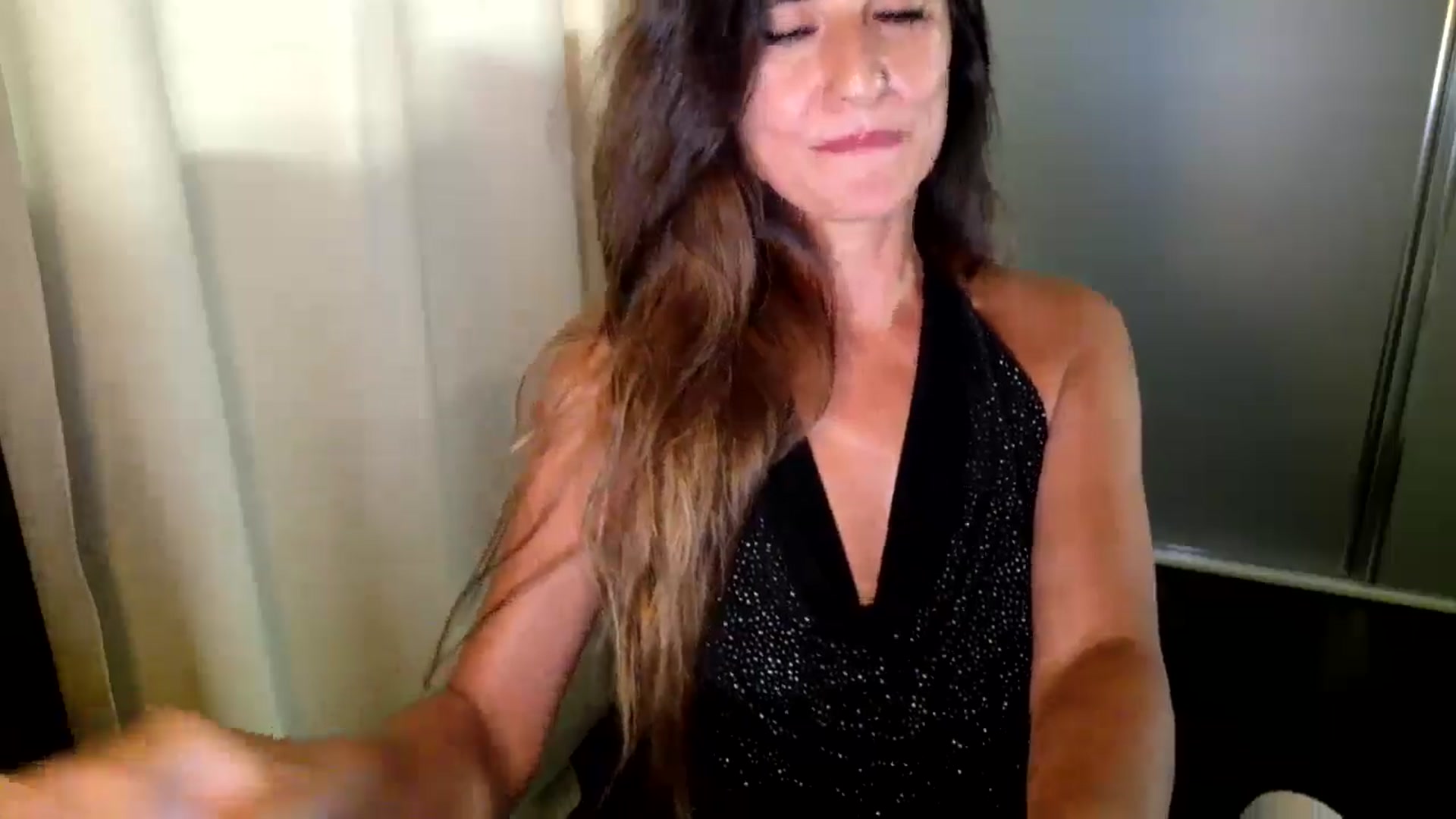 Gallery image thumbnail from DANIELLE's myfreecams stream on, 07/08/2025, 14:52 image 15 of 20