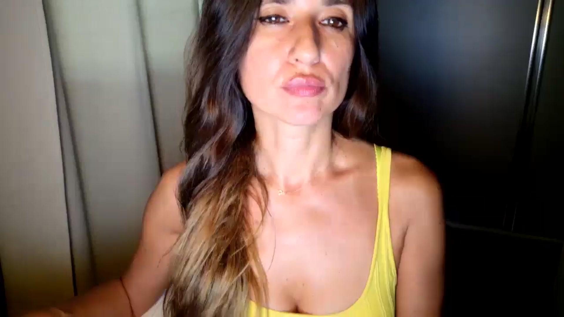 Gallery image thumbnail from DANIELLE's myfreecams stream on, 07/17/2025, 08:06 image 1 of 20