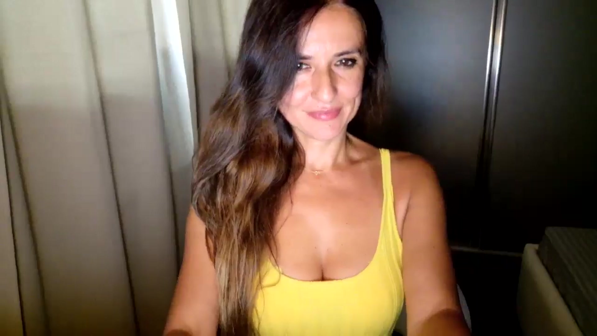 Gallery image thumbnail from DANIELLE's myfreecams stream on, 07/17/2025, 08:06 image 13 of 20