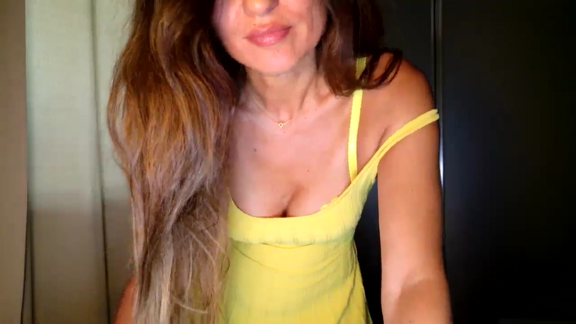 Gallery image thumbnail from DANIELLE's myfreecams stream on, 07/17/2025, 08:06 image 7 of 20
